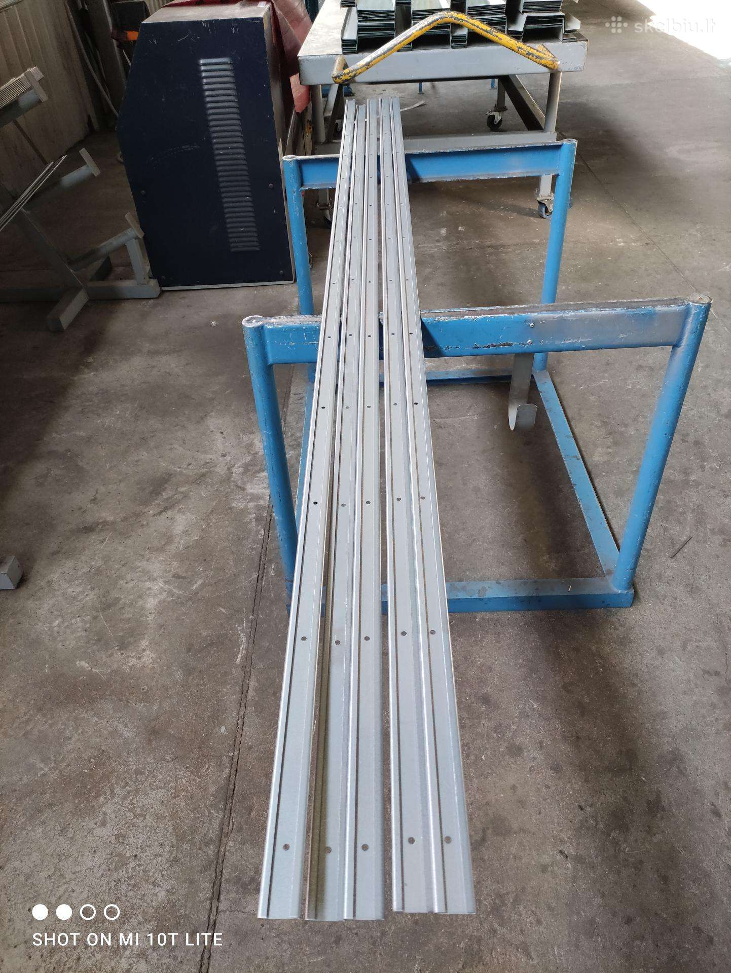 Įtempimo juostos dangoms cinkuotos po 2.5 m ilgio
