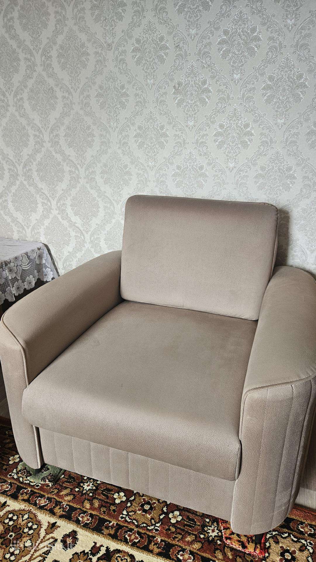Parduodu minkšta foteli