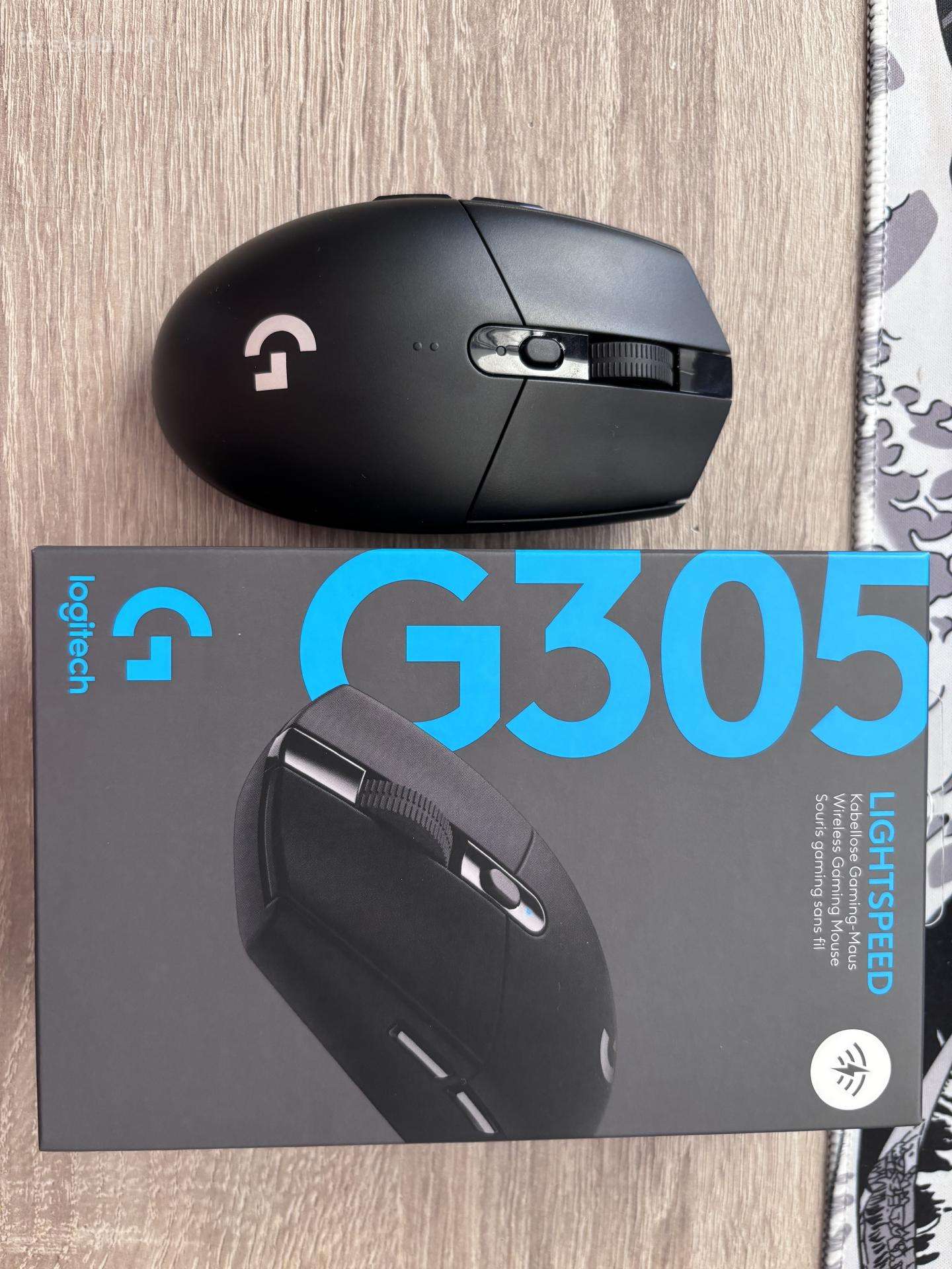Belaidė pelytė Logitech G305 Lightspeed (Juoda)