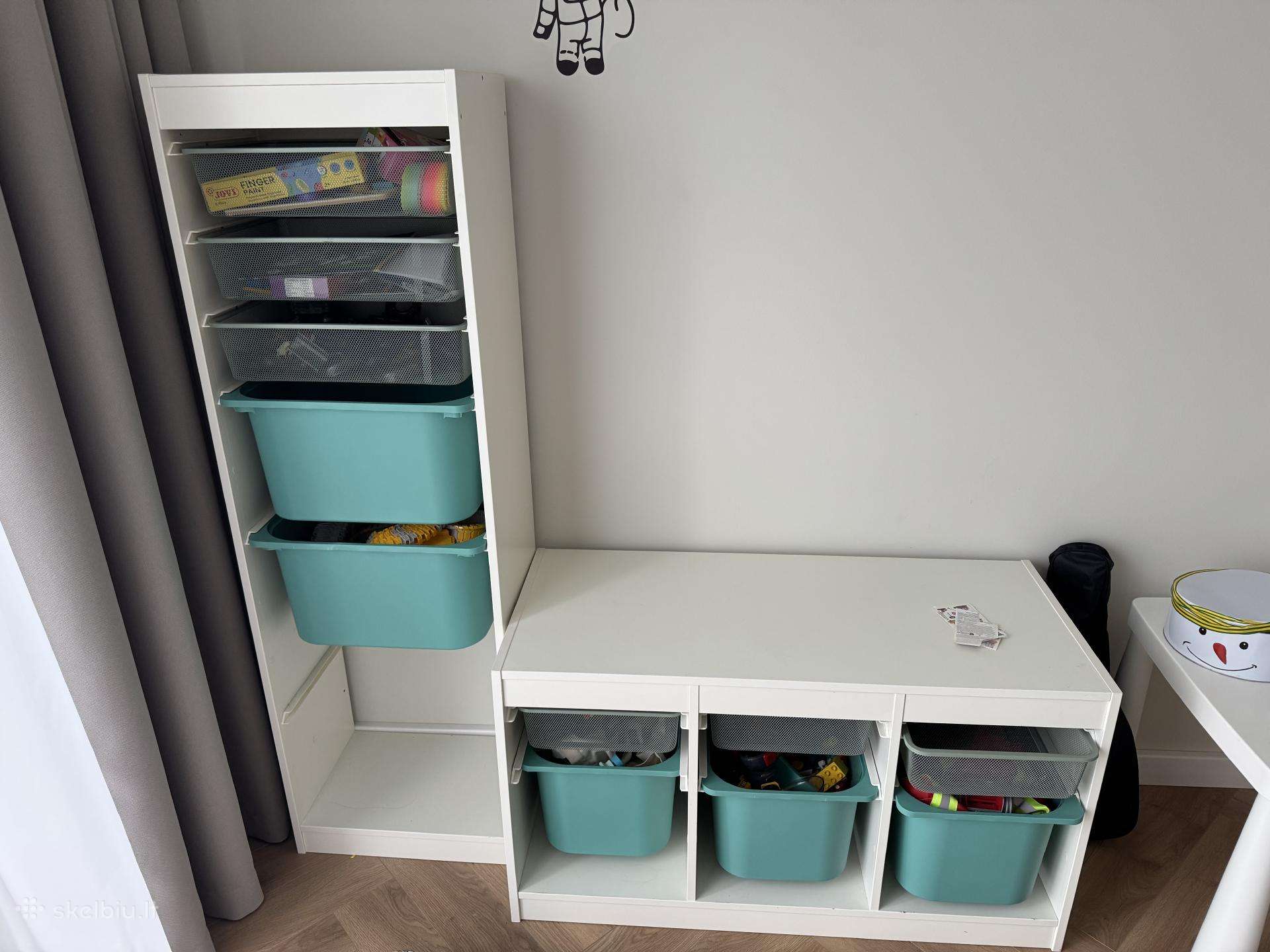 Ikea lentynos
