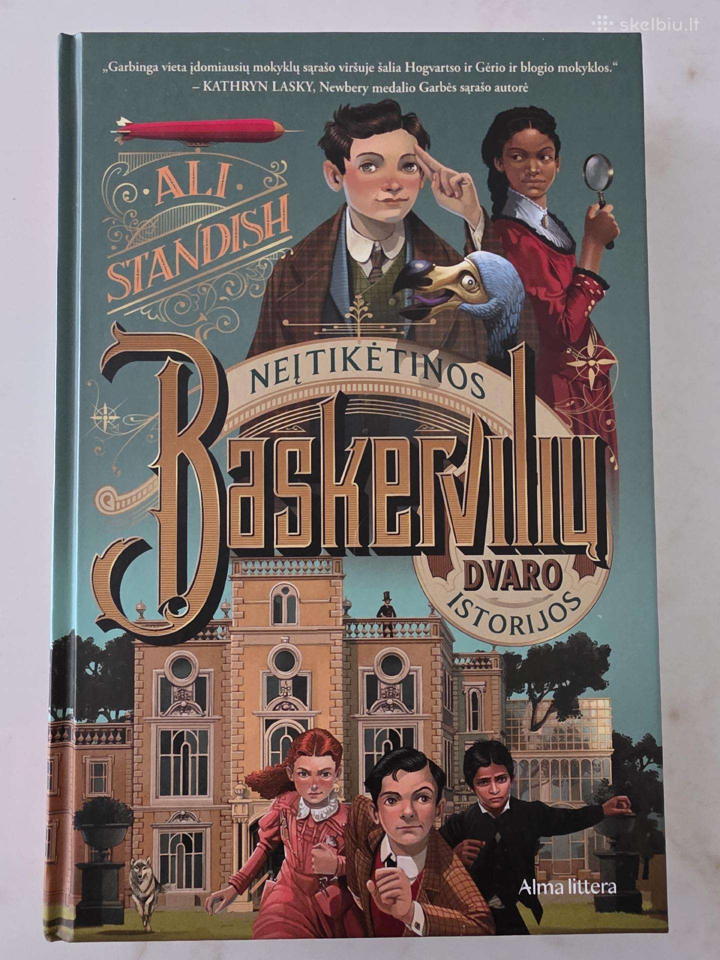 Knyga Neįtikėtinos Baskervilių dvaro istorijos