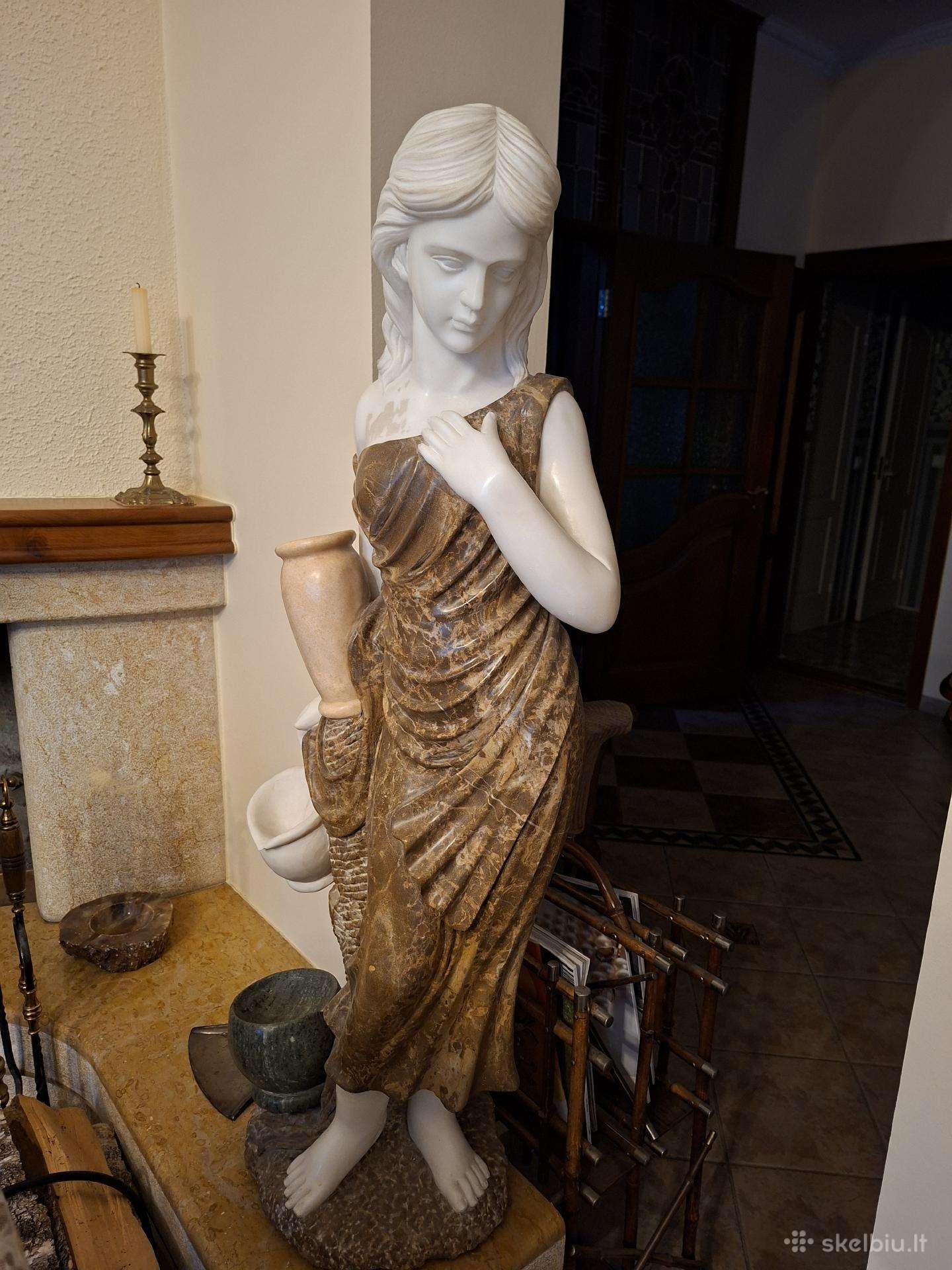 Marmurinė skulptūra