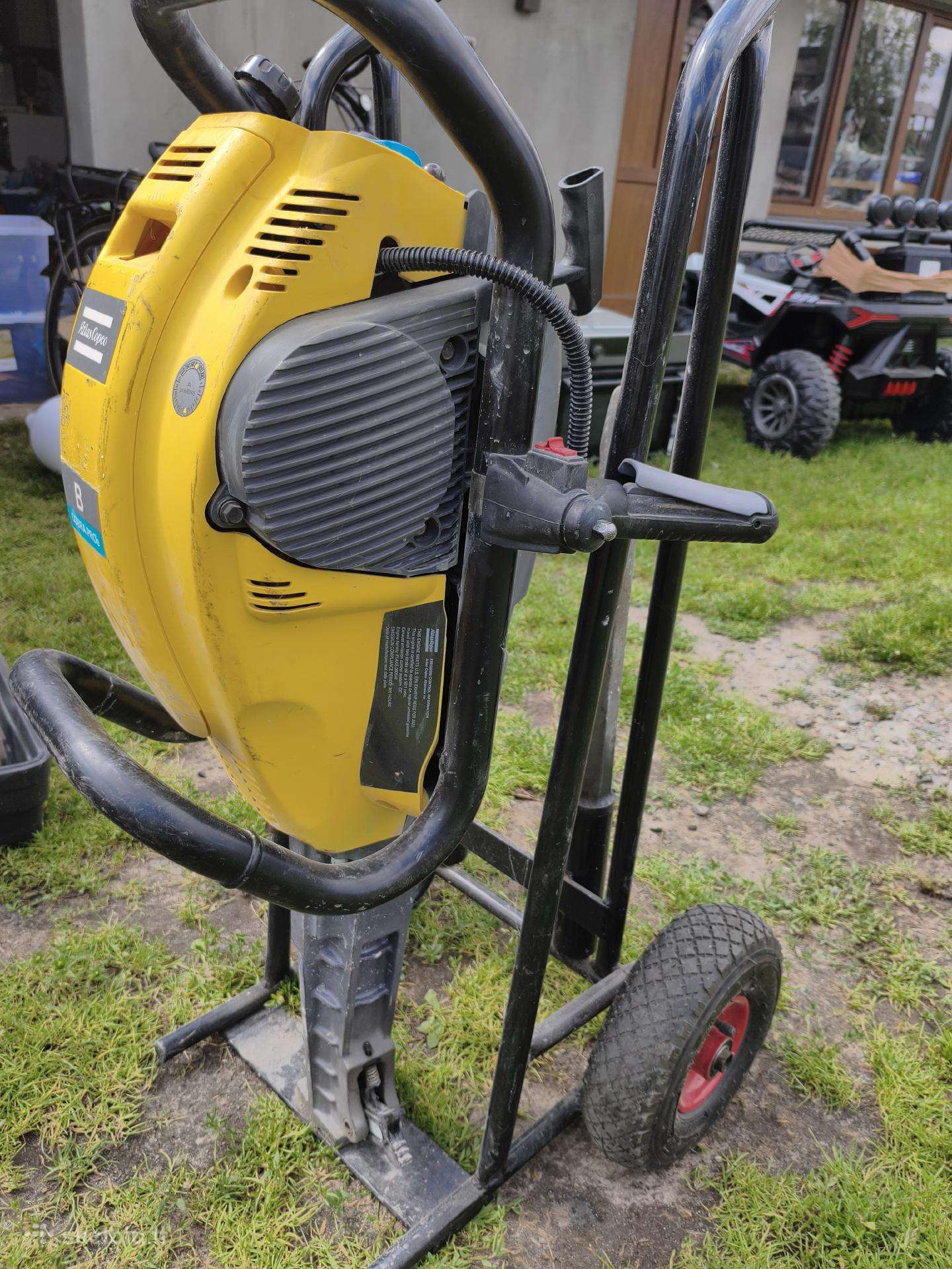 Parduodamas Atlas Copco Cobra Proe