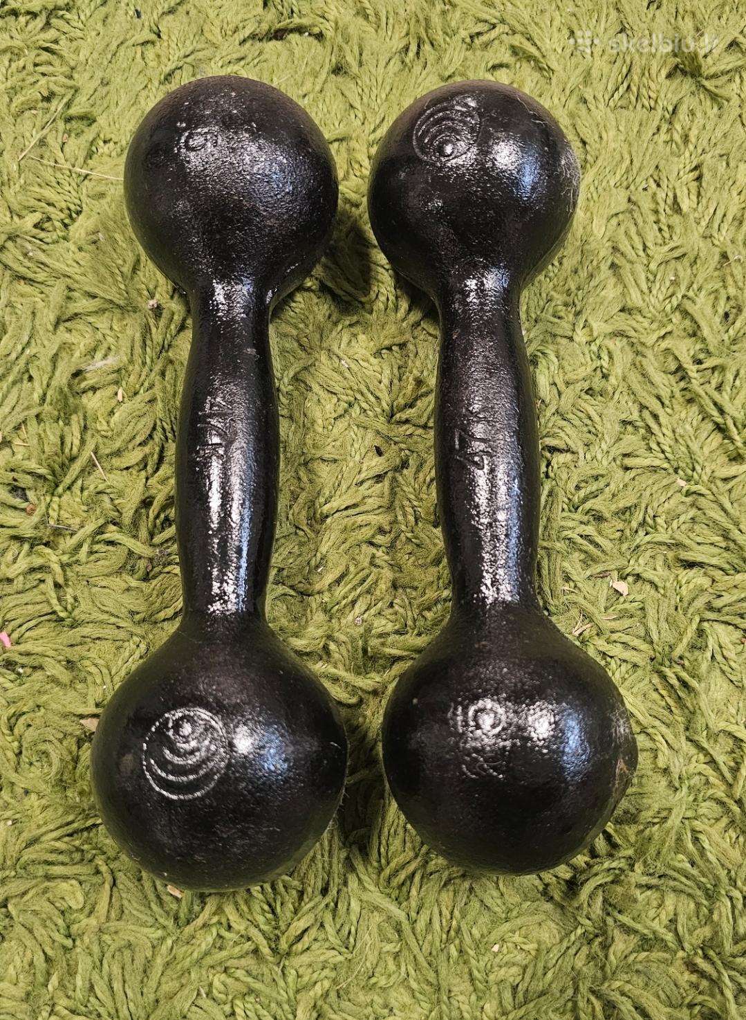 Hanteliai po 2.5kg 2vnt