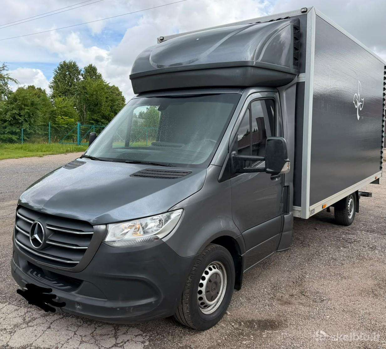 Mercedes-Benz Sprinter, cargo van