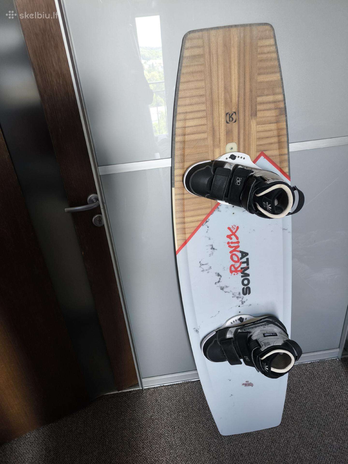 Ronix Atmos 153 cm su batais 45/46 dydis Dupwake