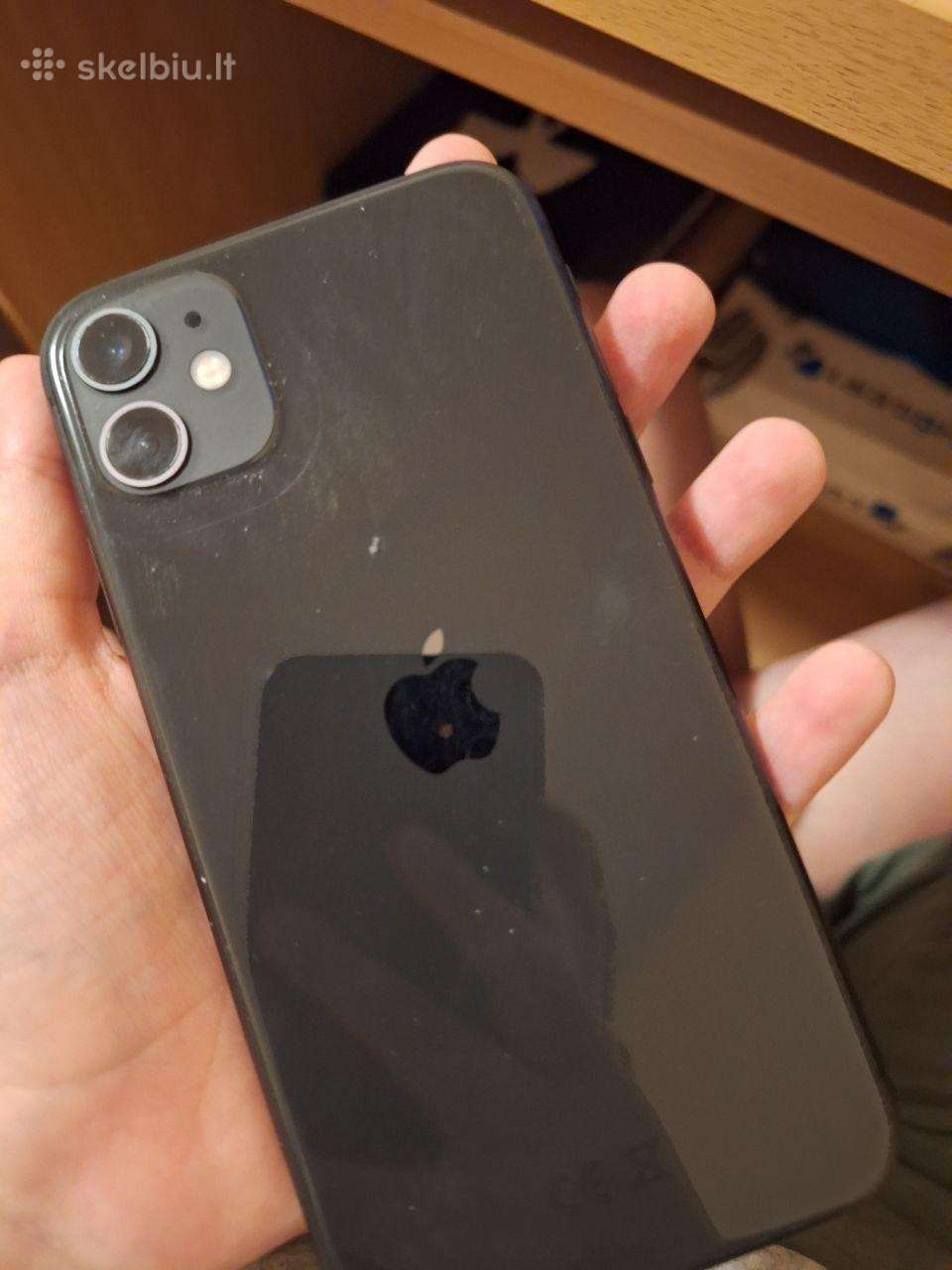 iPhone 11