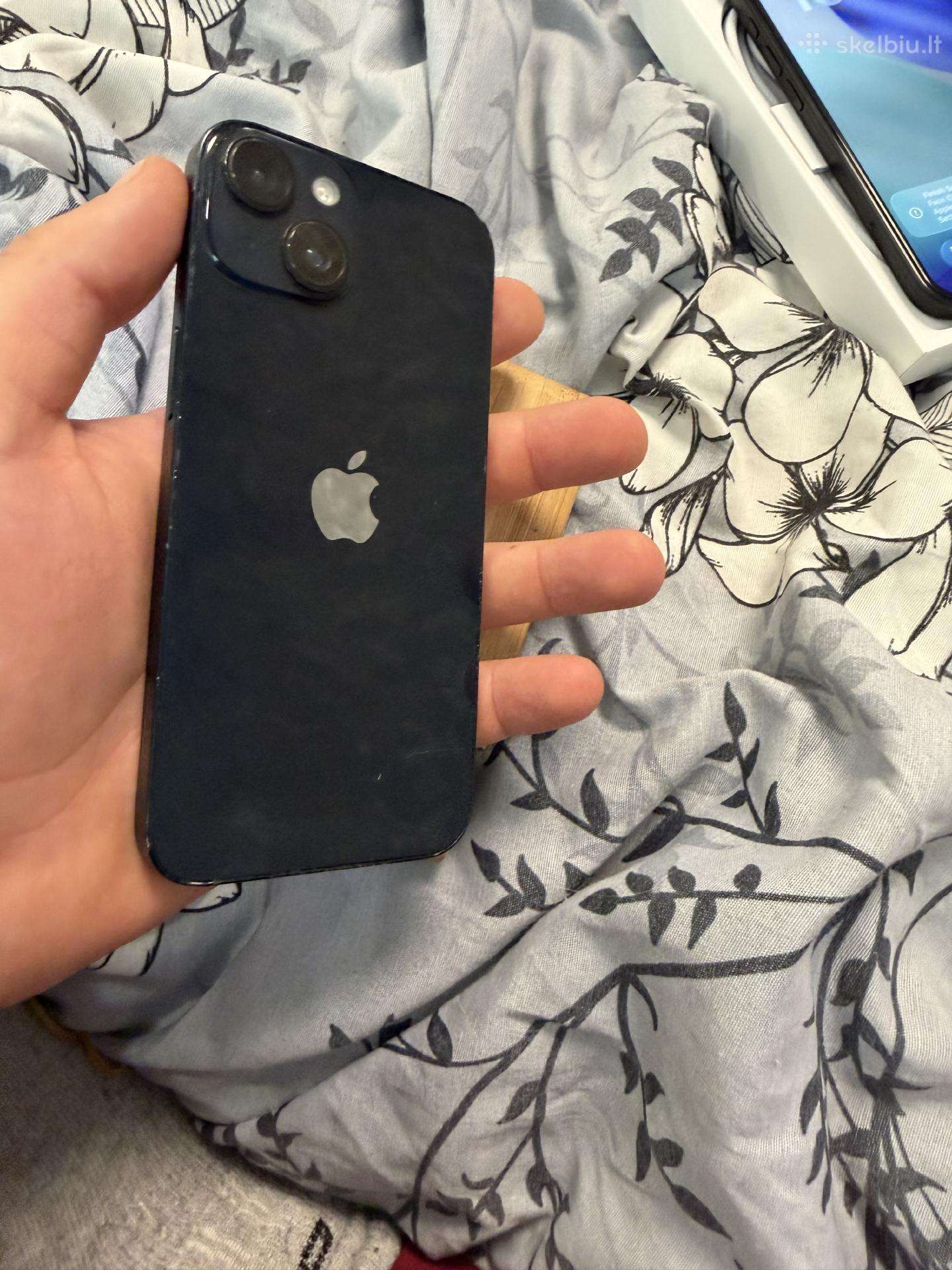 iPhone 14
