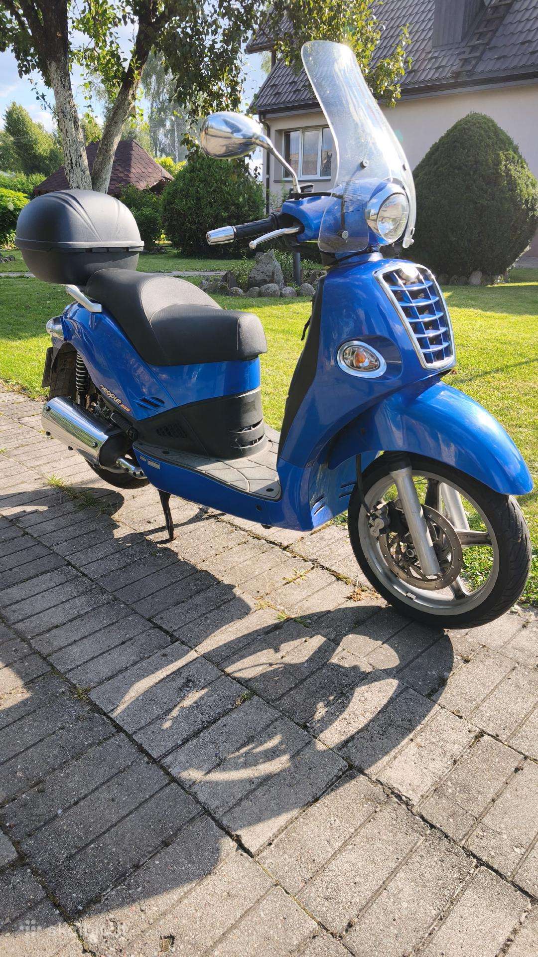 Kymco People S 251cc, scooters / mopeds