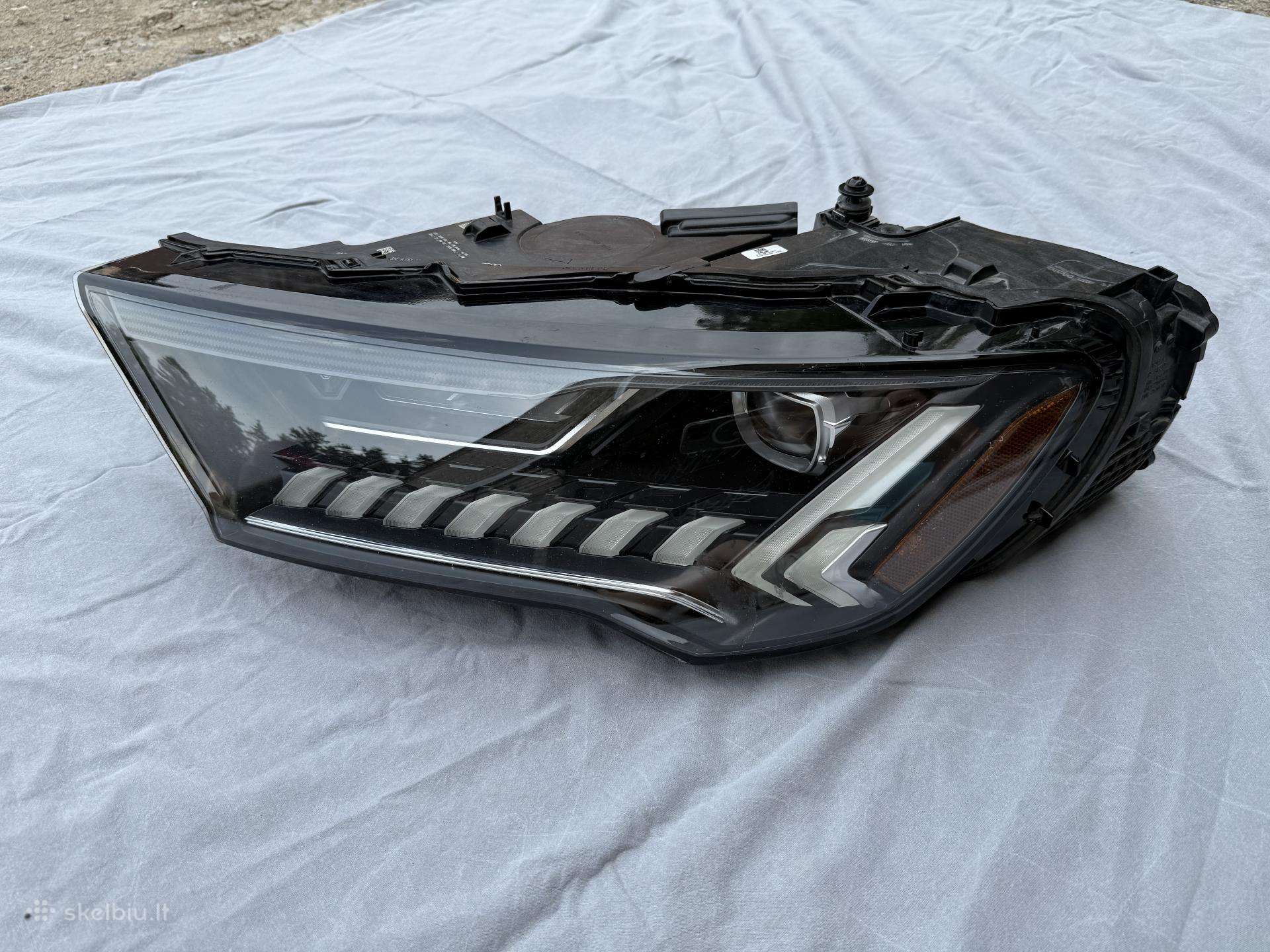 Audi Q7 Dalys