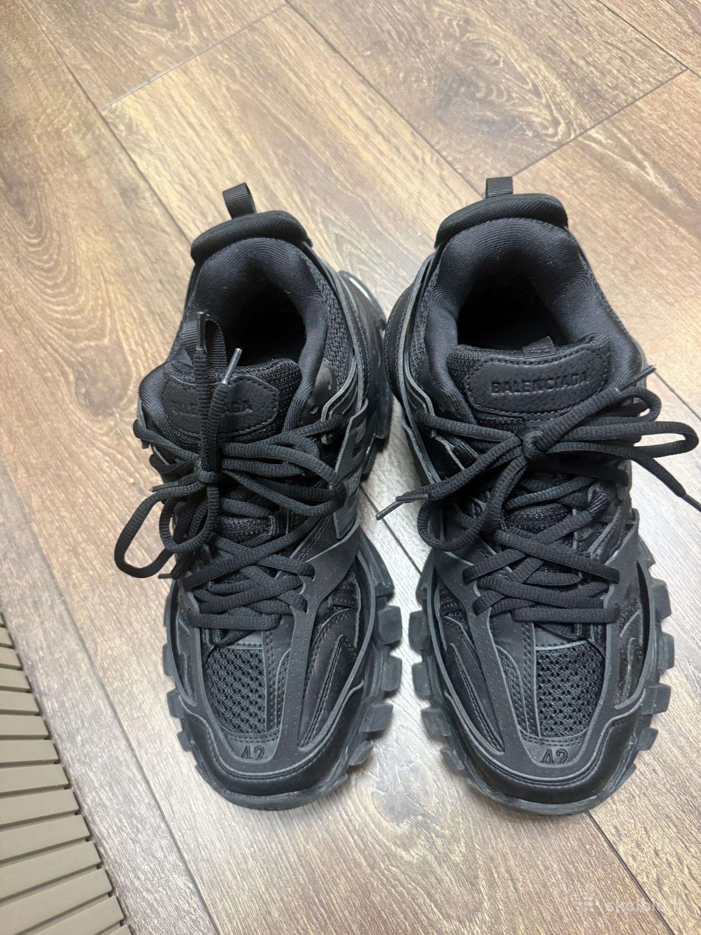 Balenciaga Track All black