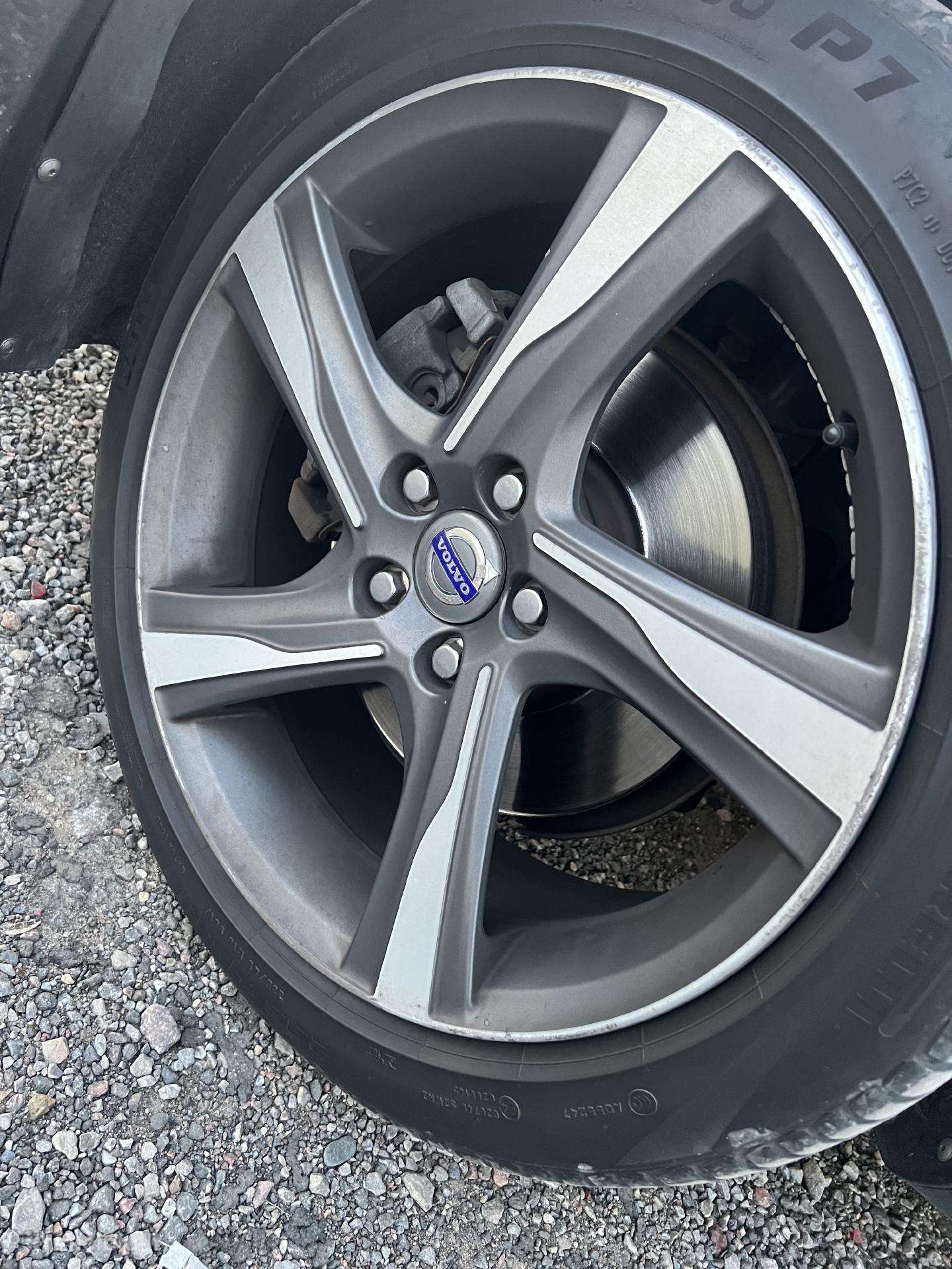 Volvo R-design ratlankiai