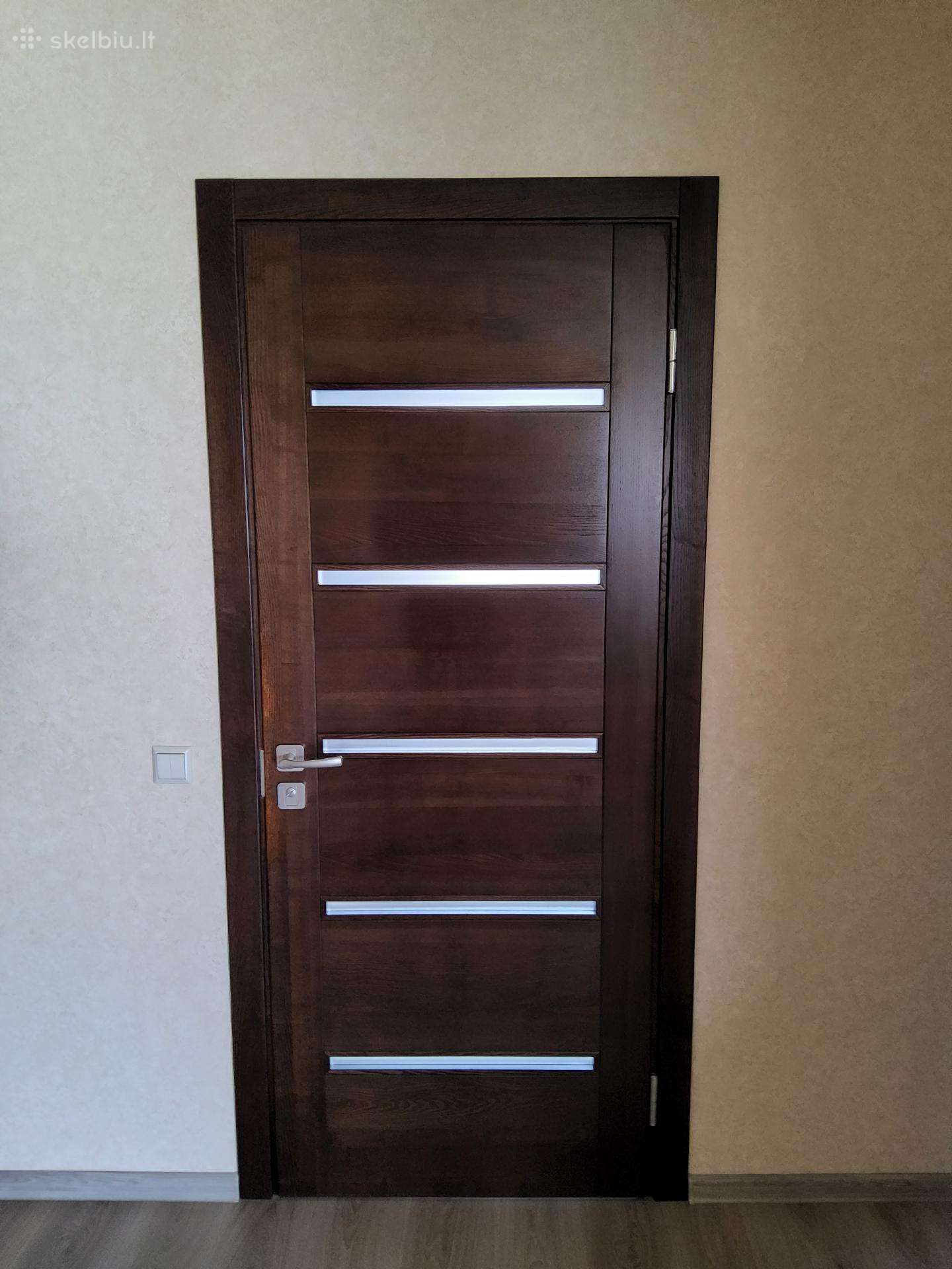 Parduodami vidaus uosini duris