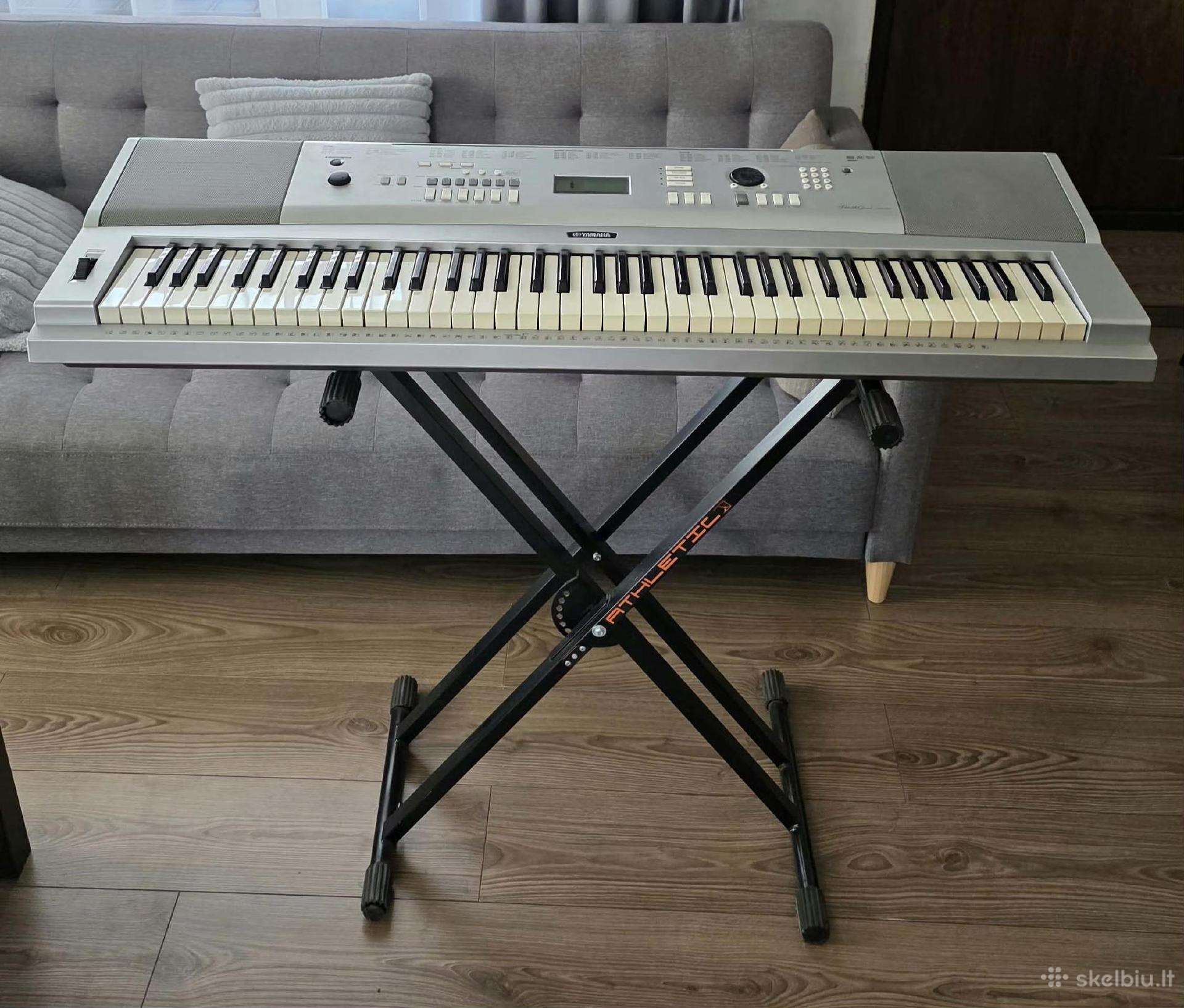 Yamaha grand Dgx_220