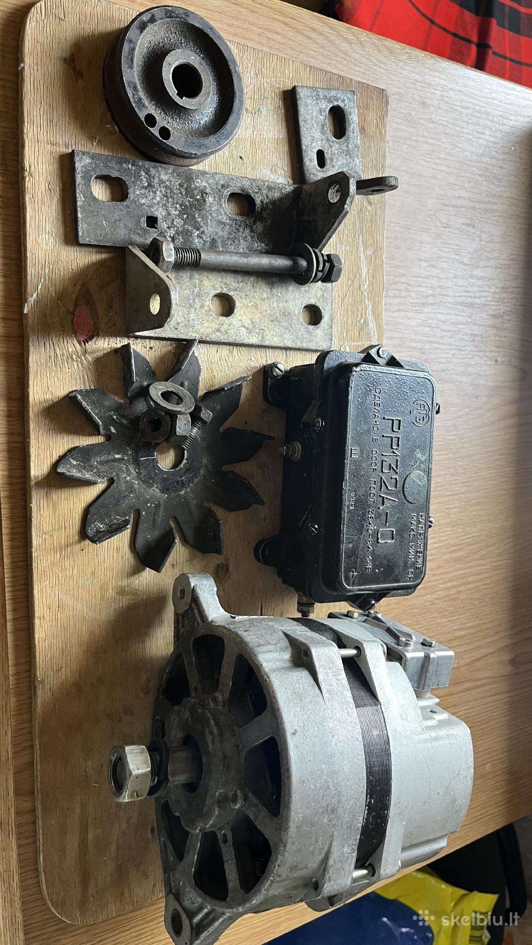 Gaz 24 originalus generatorius su relė