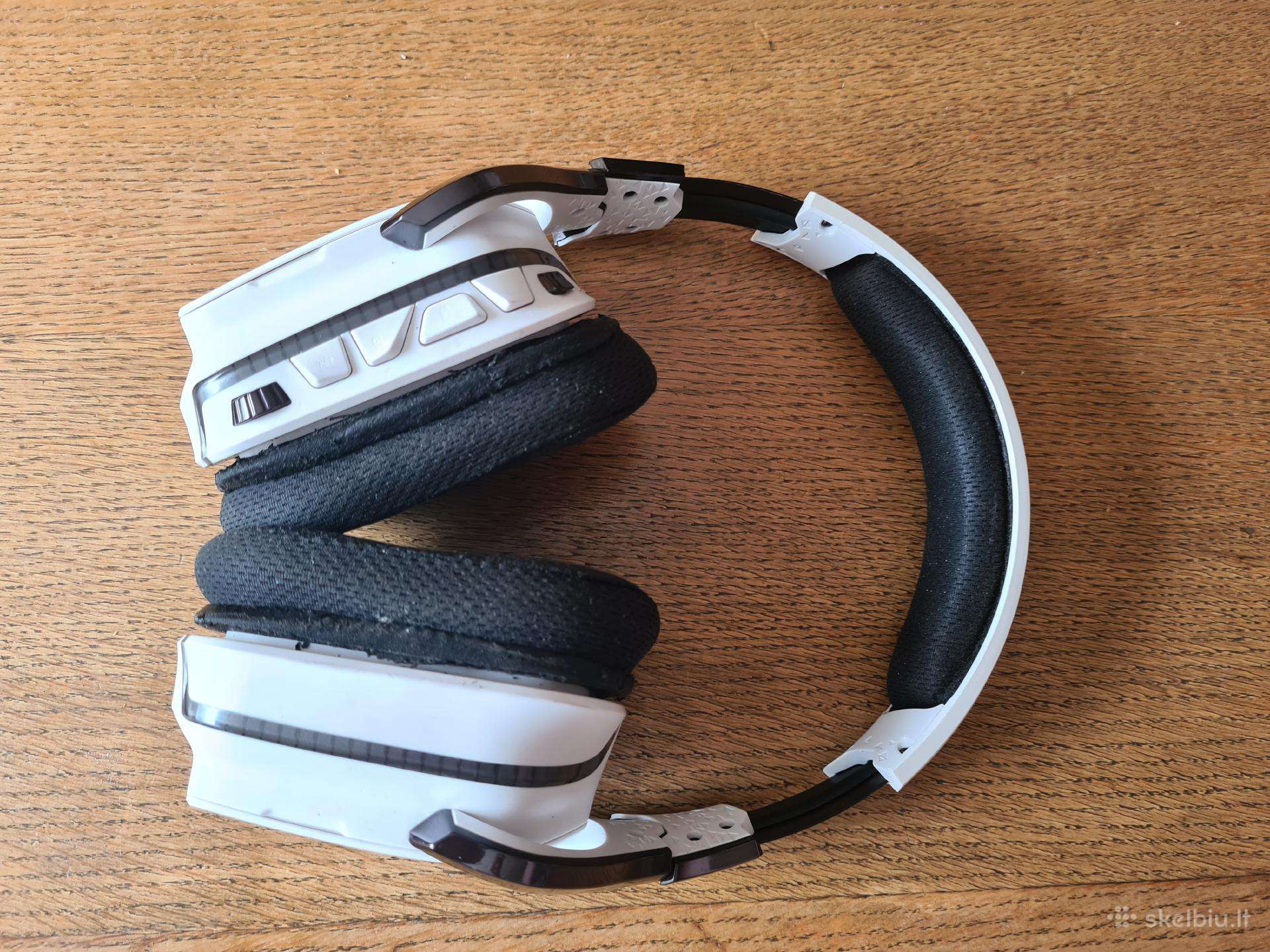 Ausinės Logitech G933