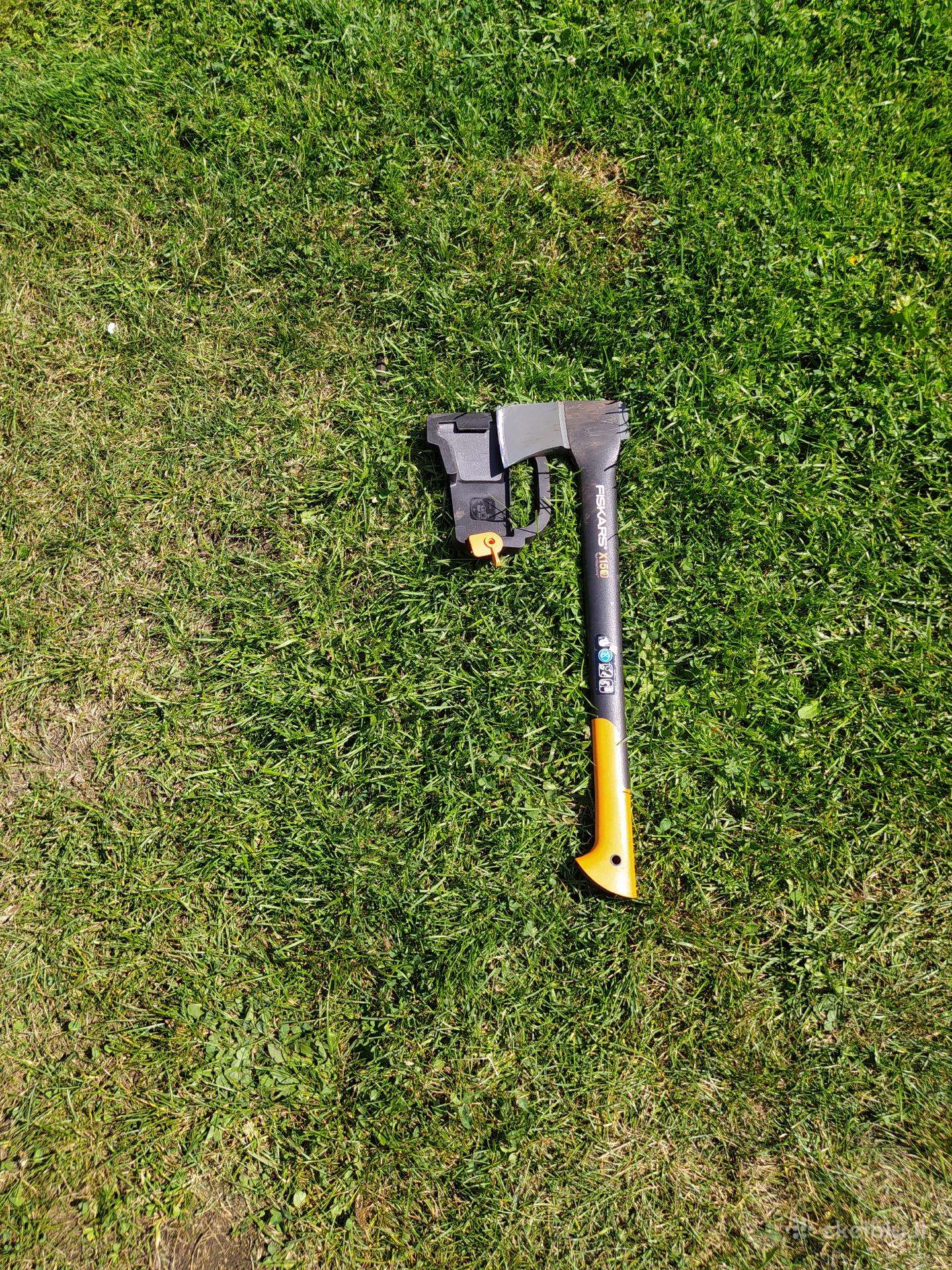 Kirvis Fiskars 60 cm