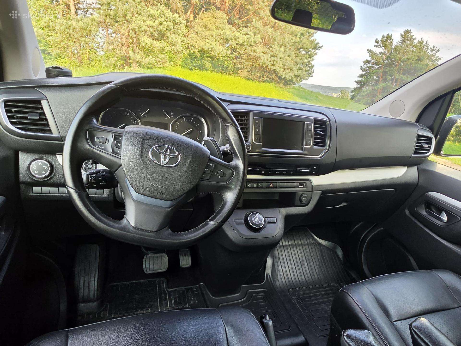 Toyota Proace verso, passenger minibus