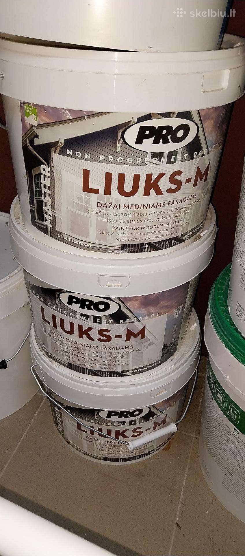 Fasadiniai medienos dažai.