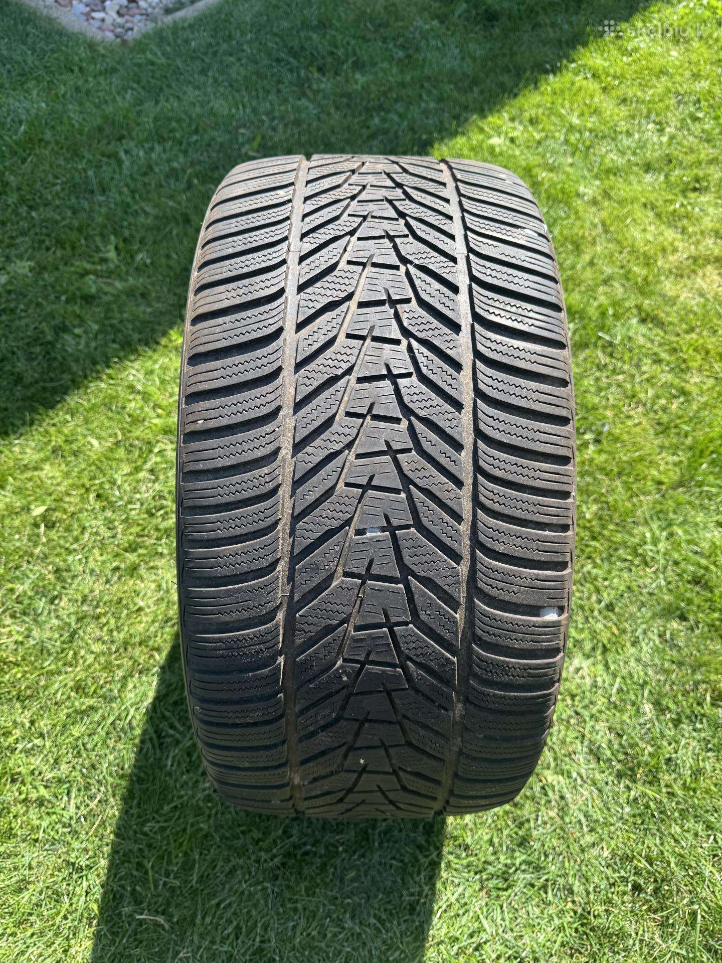 Hankook winter icept EVO 3 R19 275/35