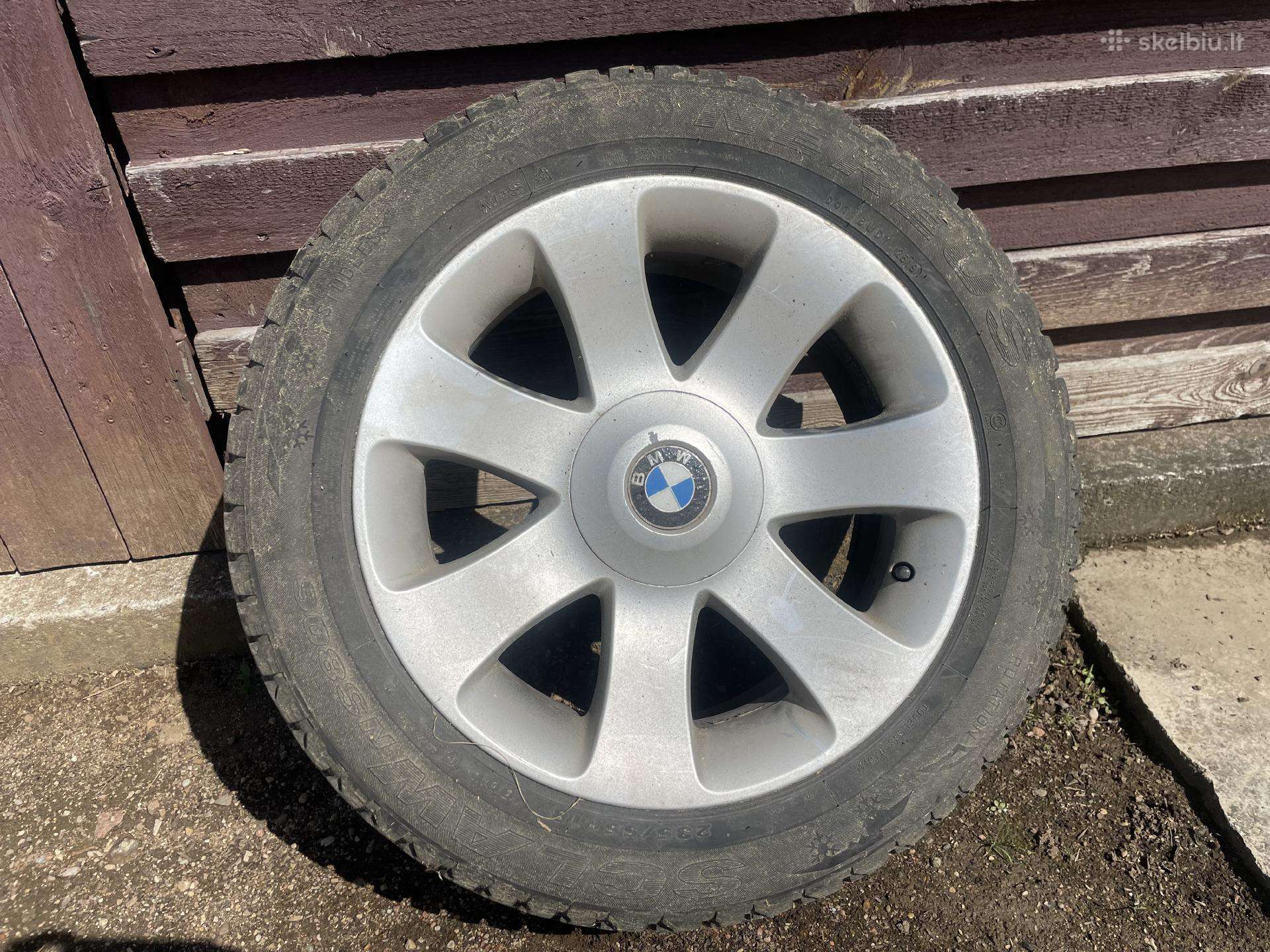 R18 bmw ratai su padangomis