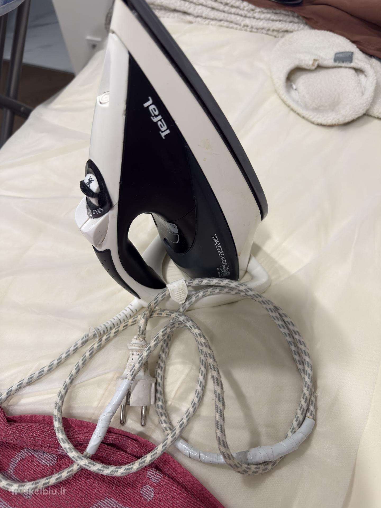 Dovanojame lygintuva tefal