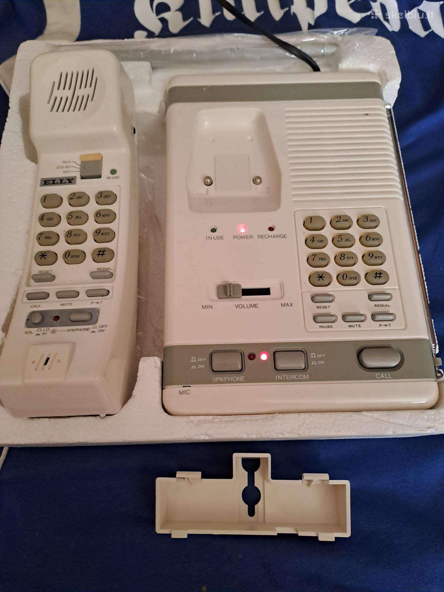 Bevielis telefonas pilnas komplektas