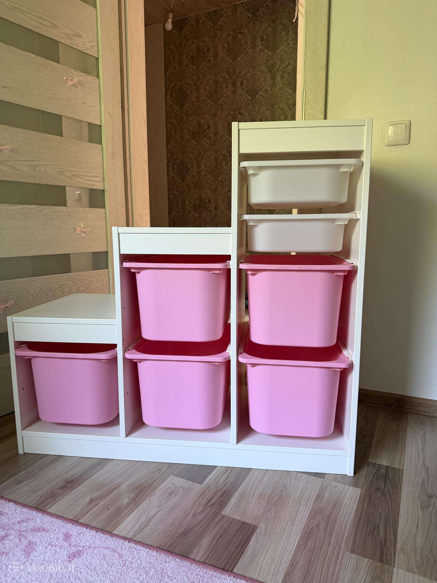 Ikea žaislų lentyna