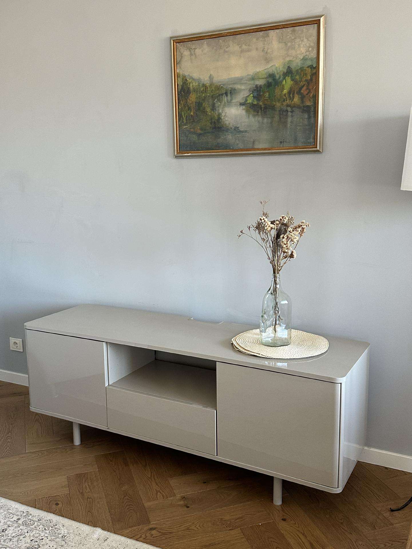 TV spintelė