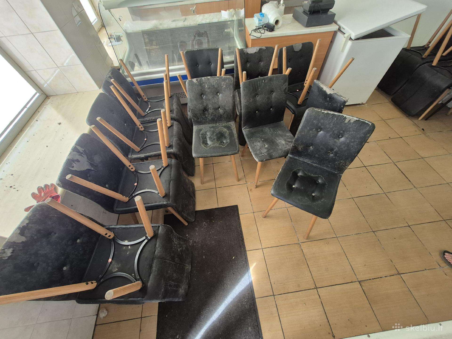 Dėvėtis kėdės. Prasta būklė