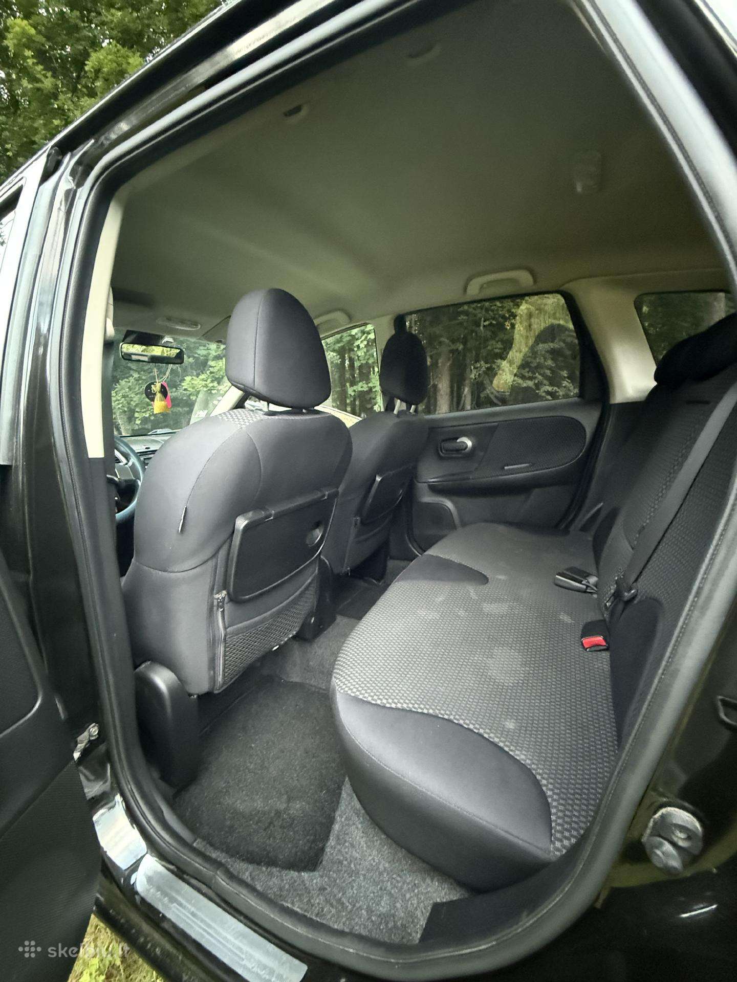 Nissan Note, 1.6 l., Хэтчбек