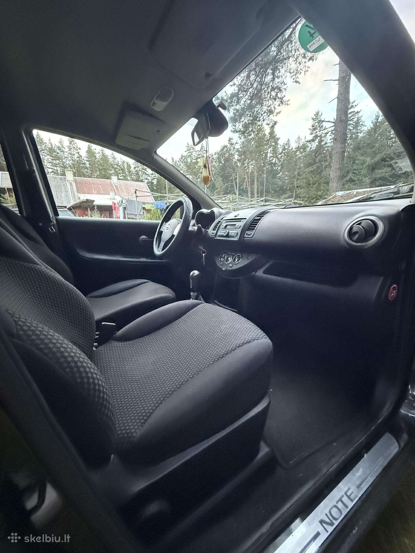 Nissan Note, 1.6 l., Хэтчбек