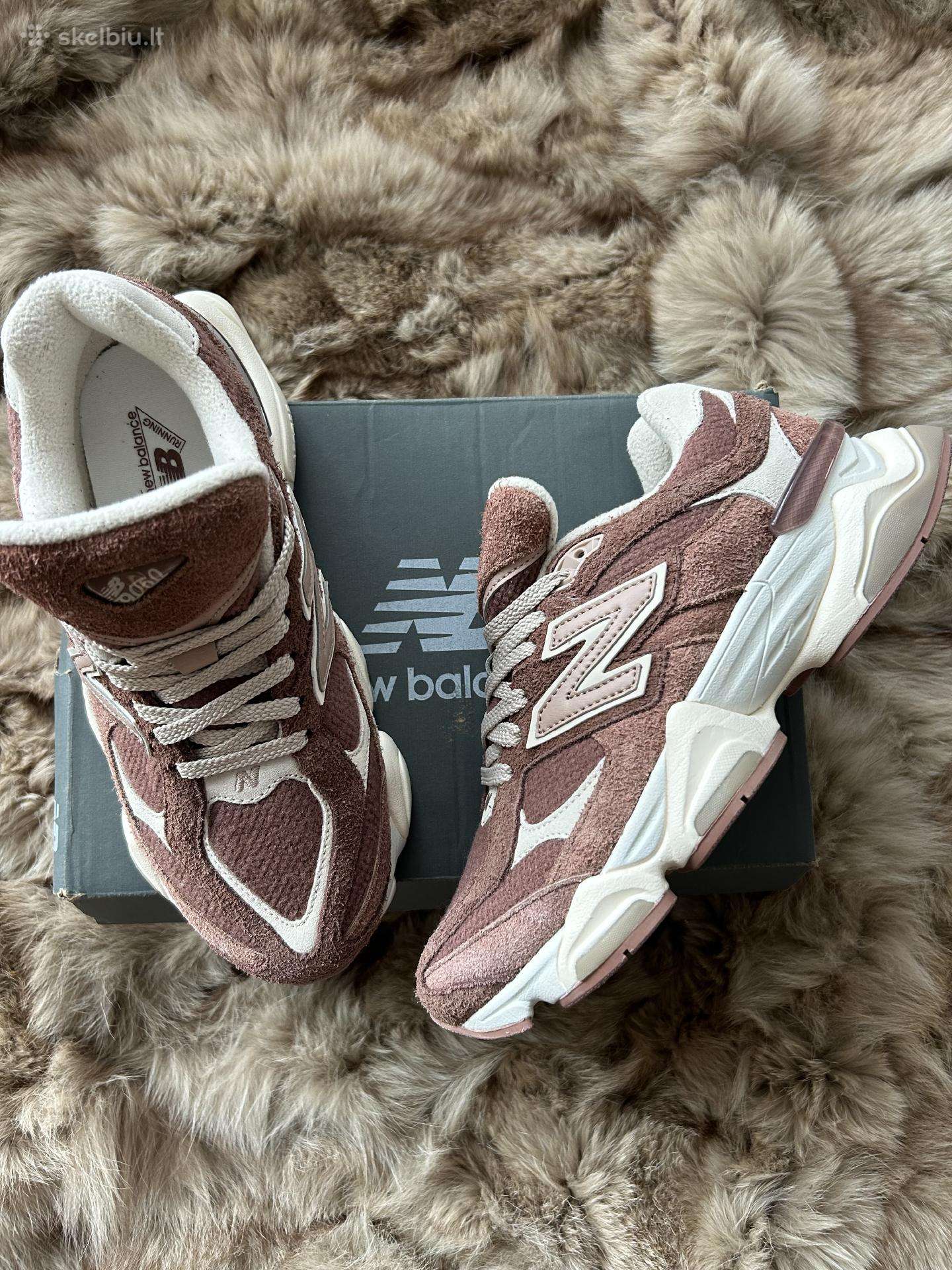 New Balance 9060 kedai