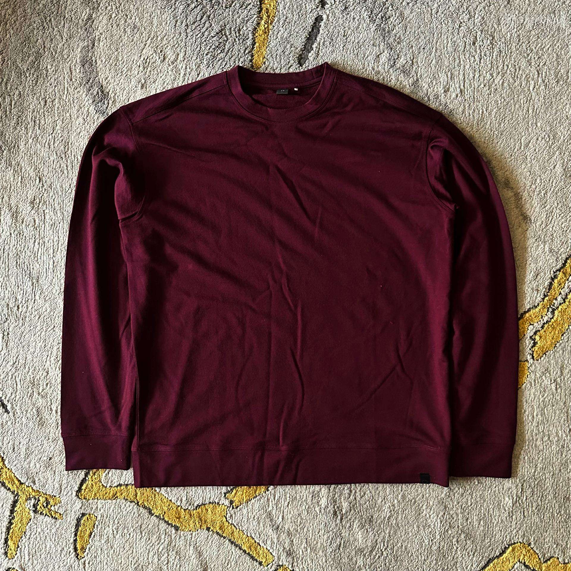 Audimas džemperis bordo