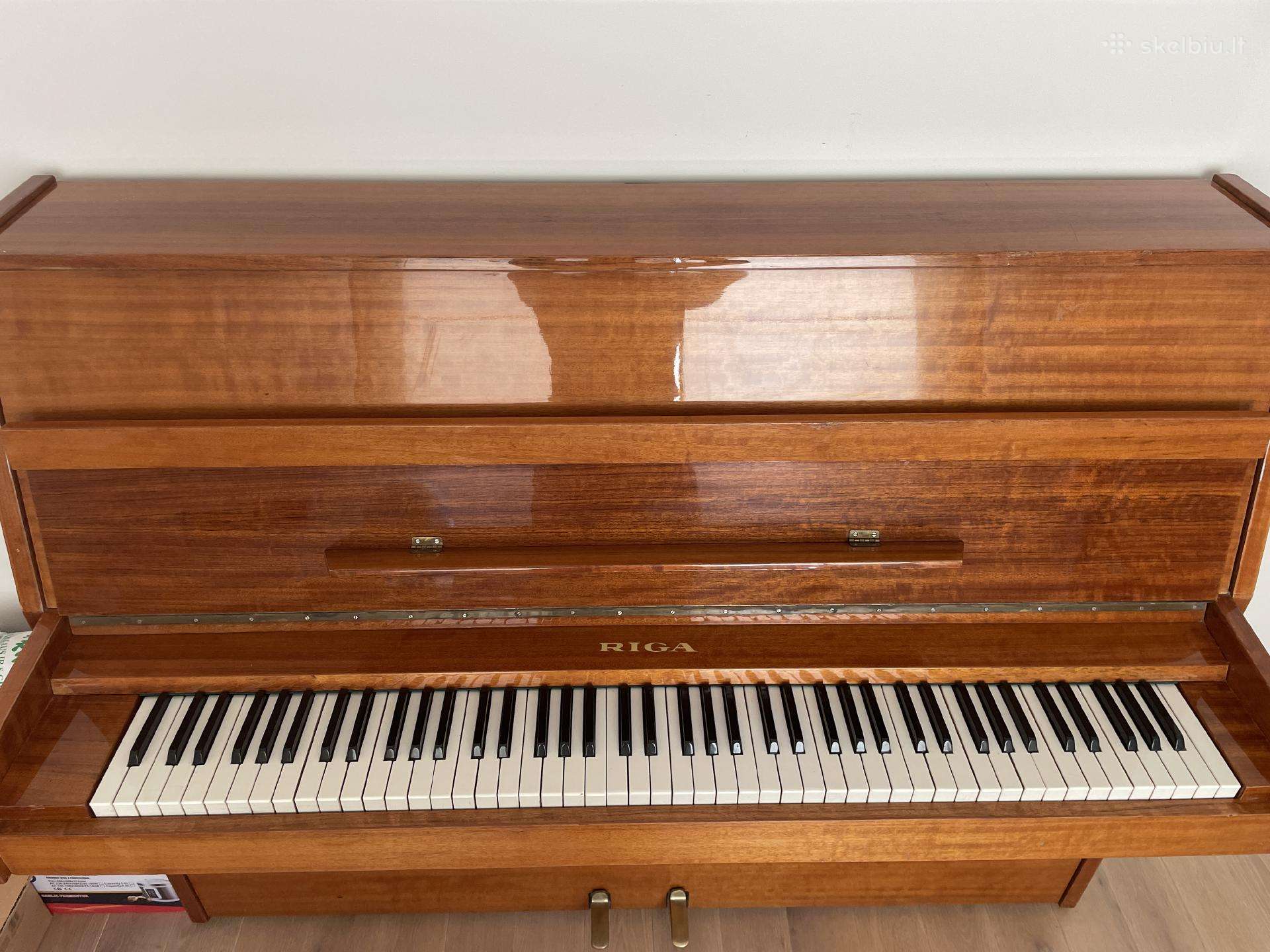 Pianinas Riga