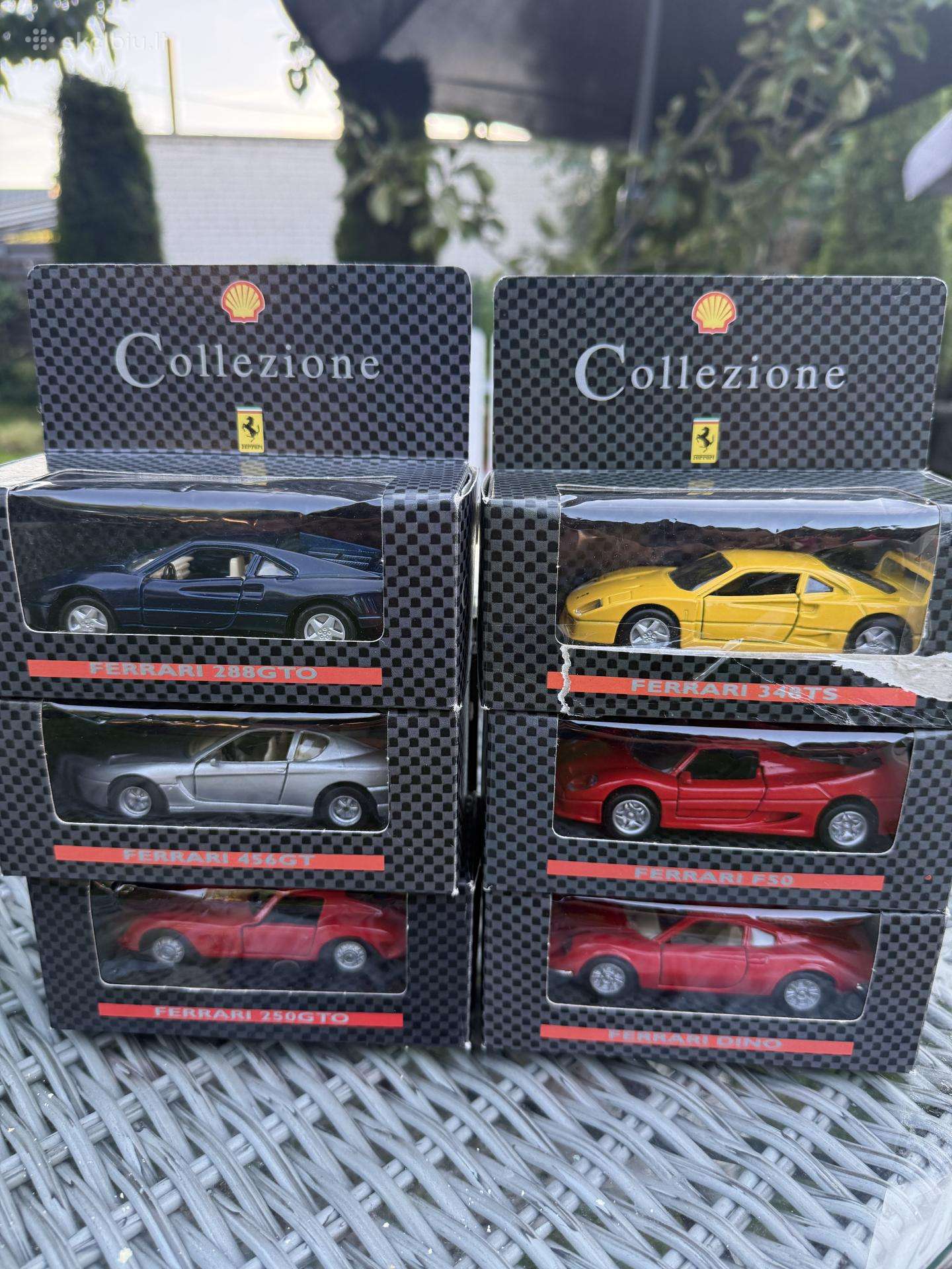 Collezione Ferrari modeliukai