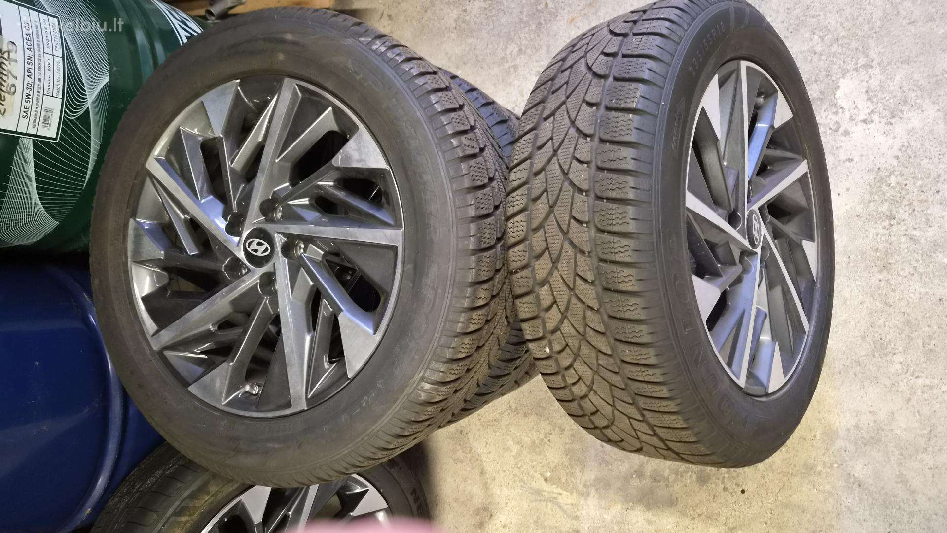 Parduodu Hyundai ratlankius su žiem. Padangomis