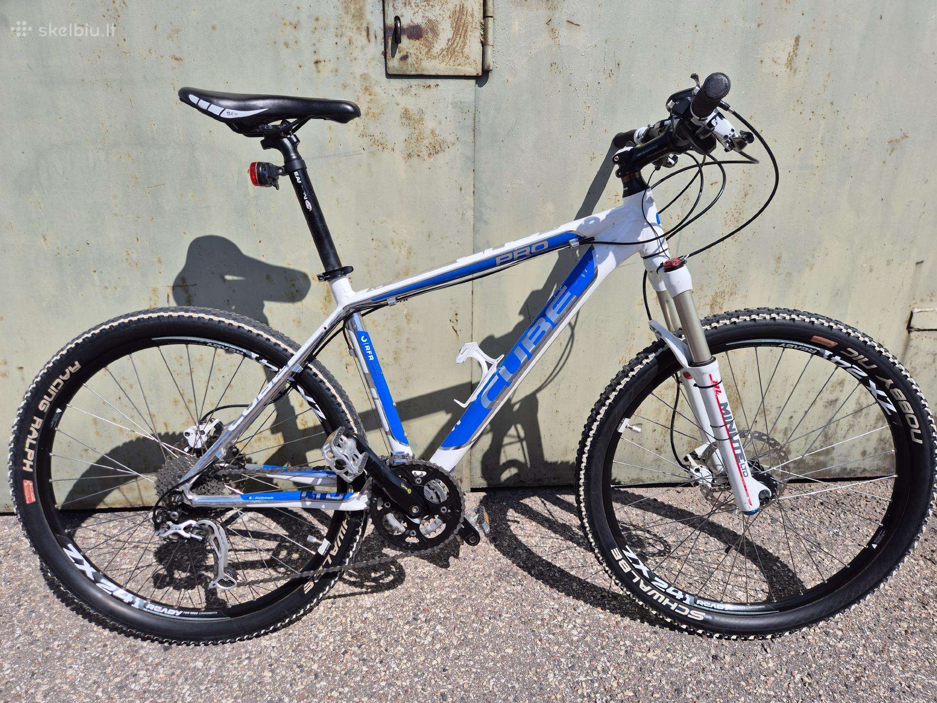 Mountain bike Cube