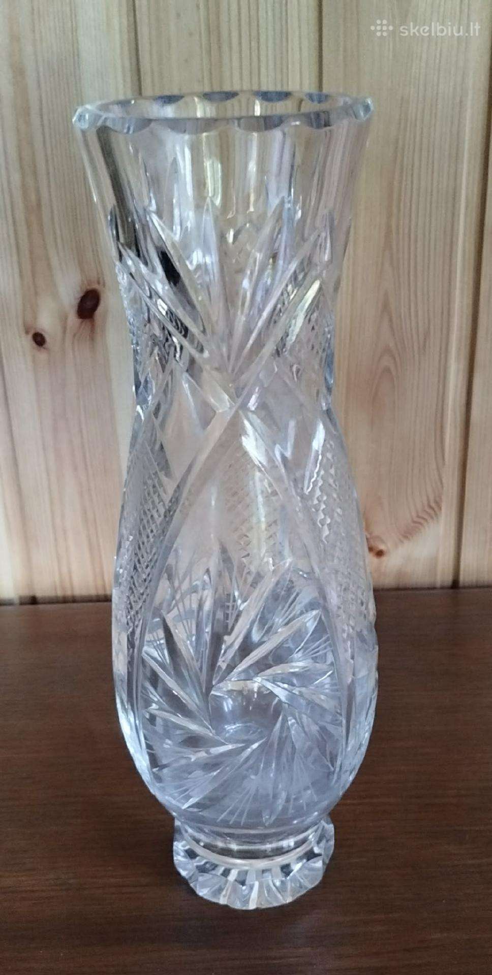 Krištolinė vaza