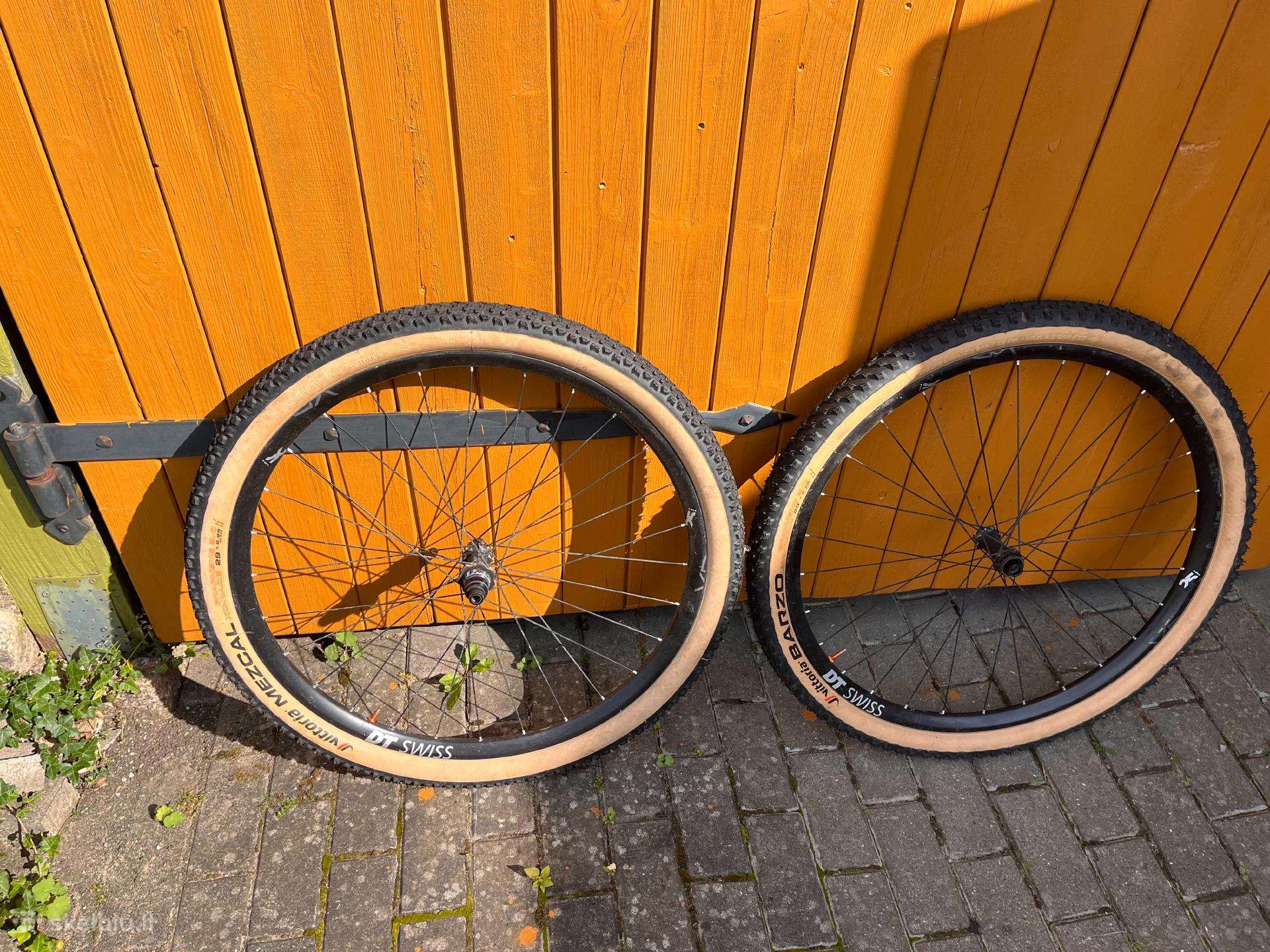 DT swiss 29 ratai Ritchey seatpost