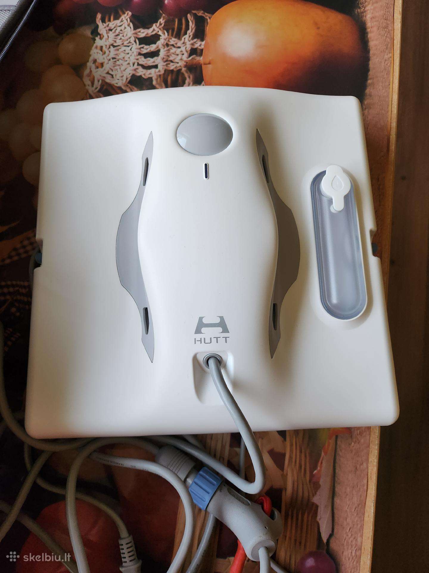 Langų robotas Hutt w8