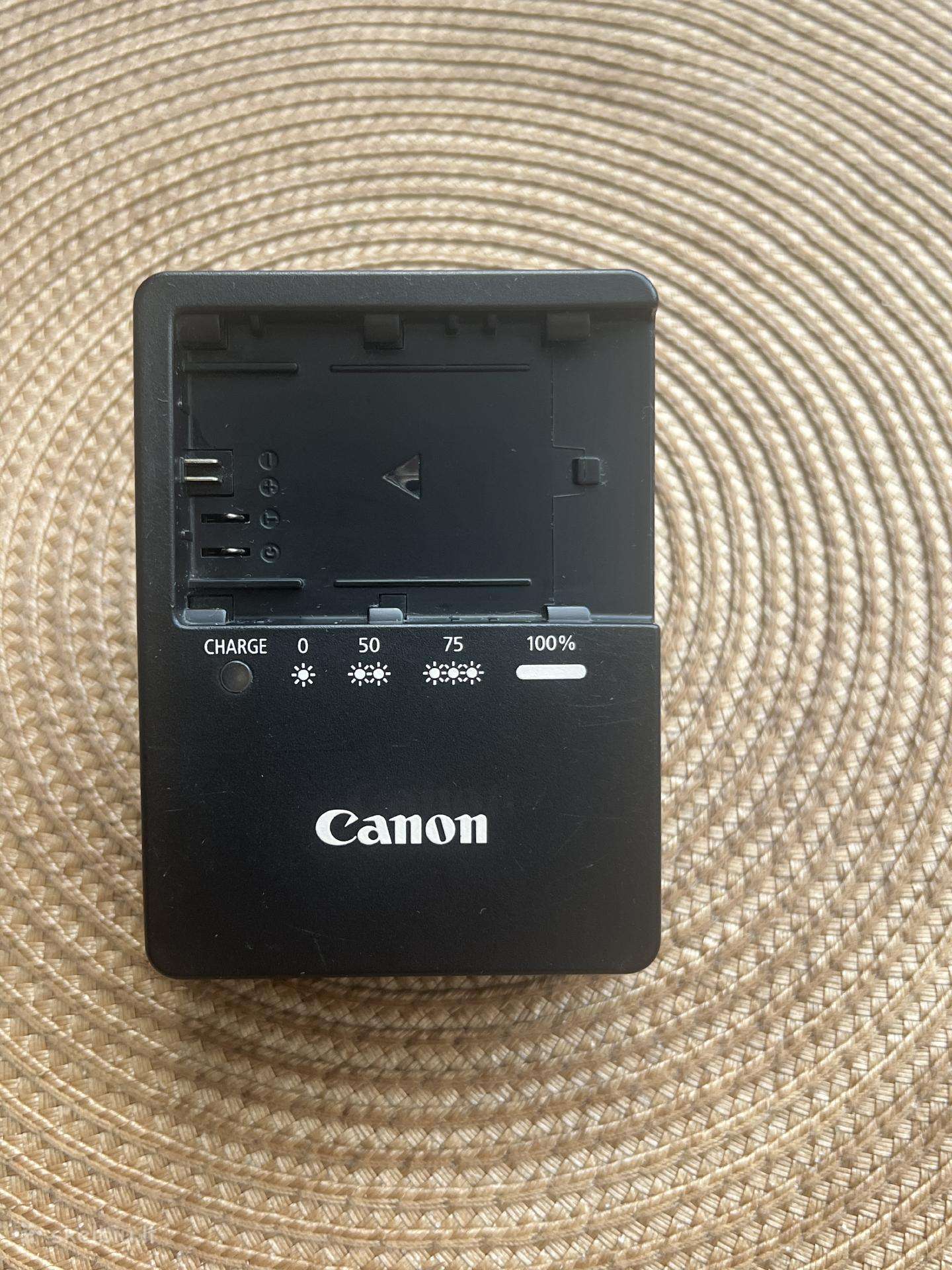 Originalus canon Lc-e6 baterijų įkroviklis