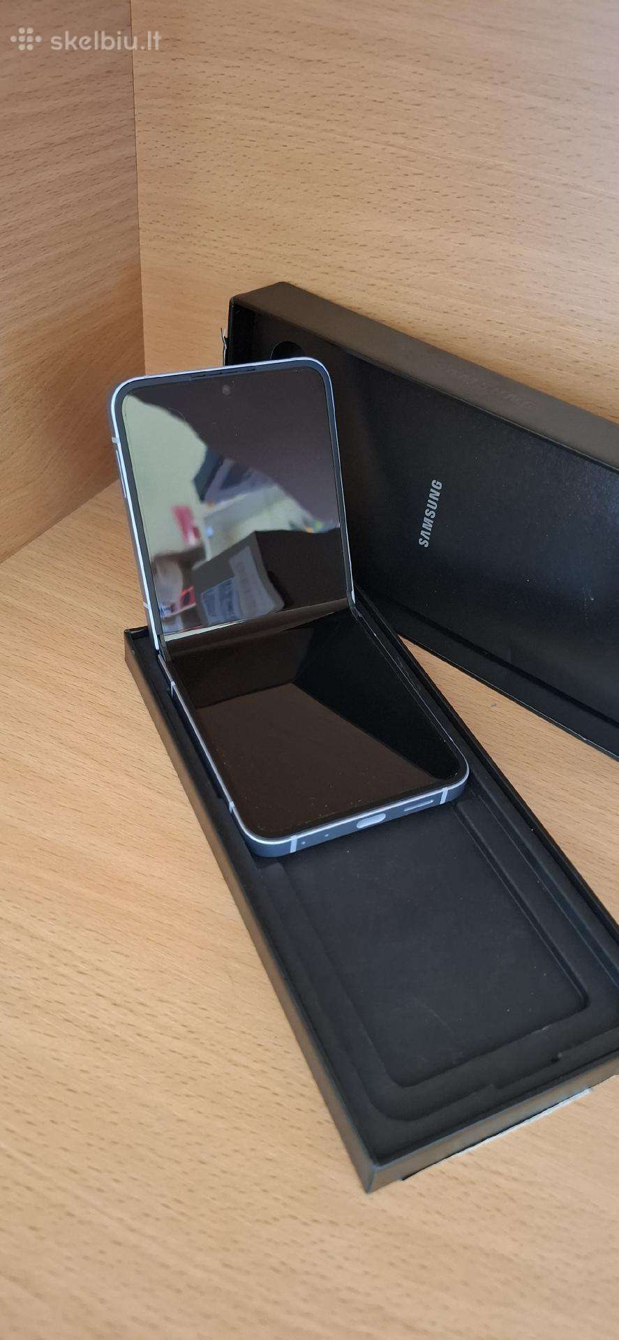 Samsung galaxy Z Flip 6