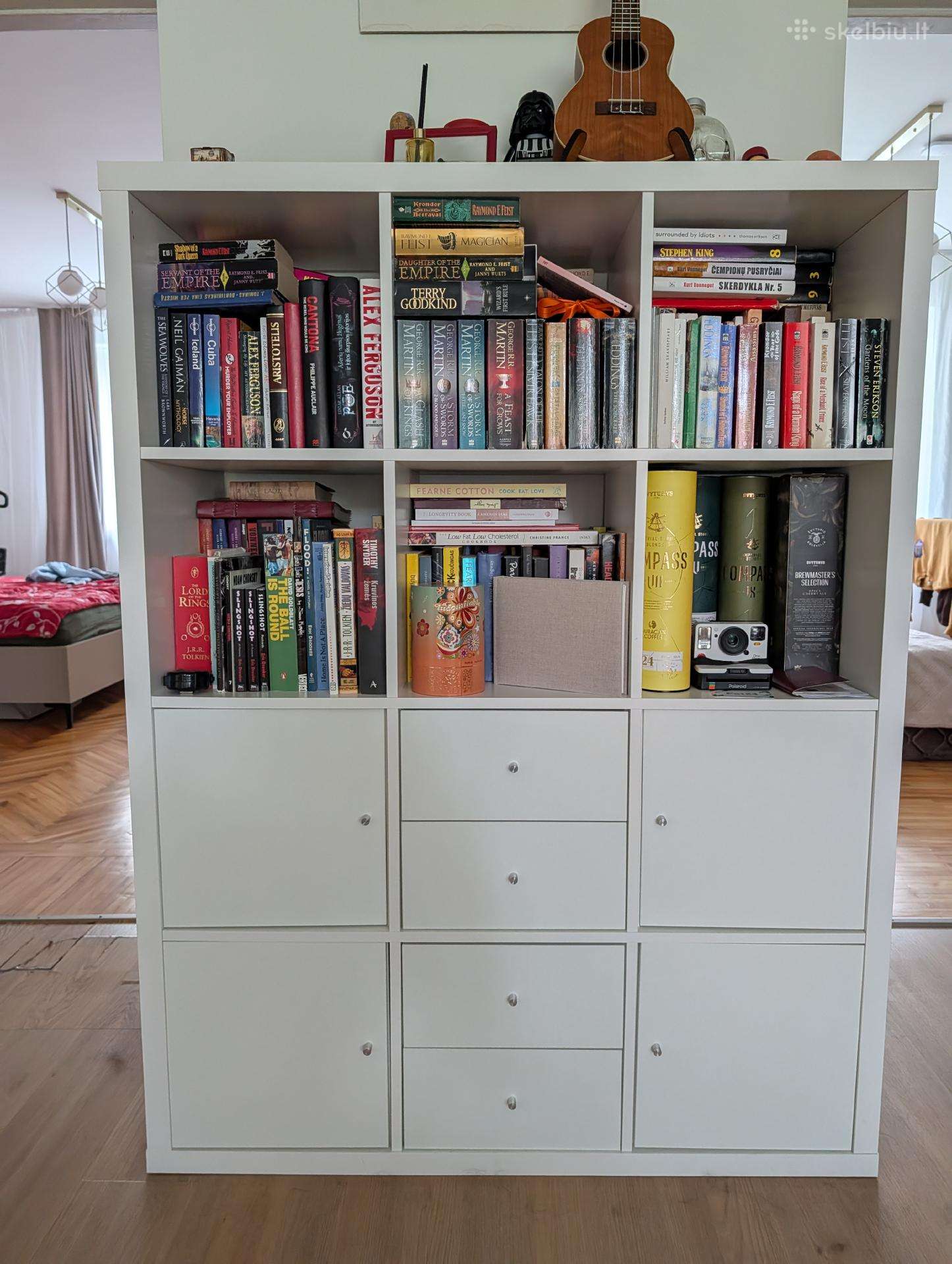 Balta Ikea lentyna Kallax
