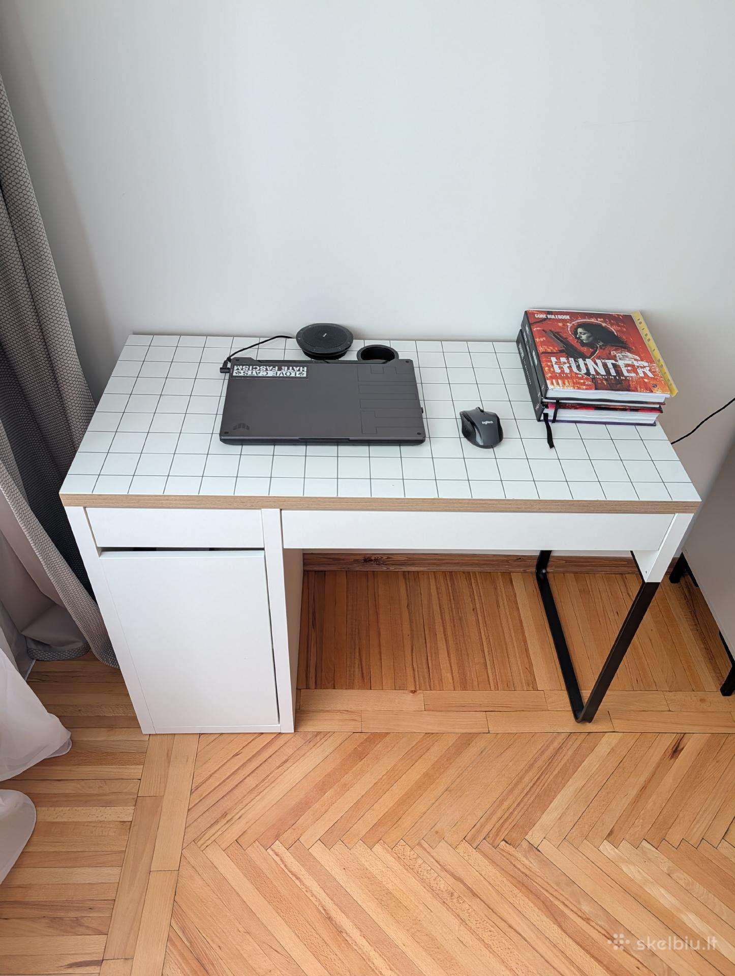 Baltas Ikea rašomasis stalas Micke
