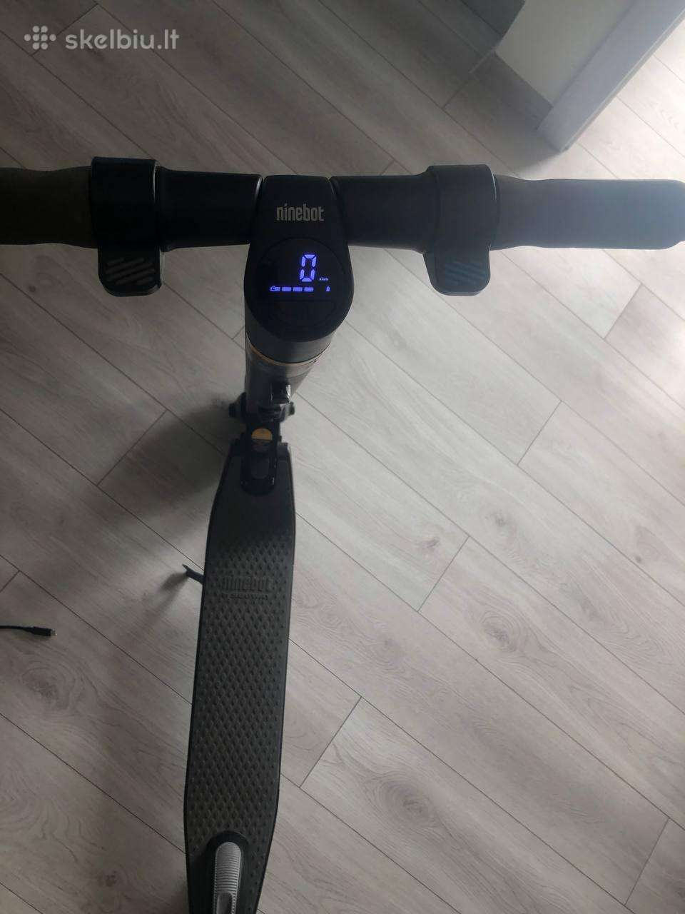 Paspirtukas Ninebot Max S1, mažai naudotas