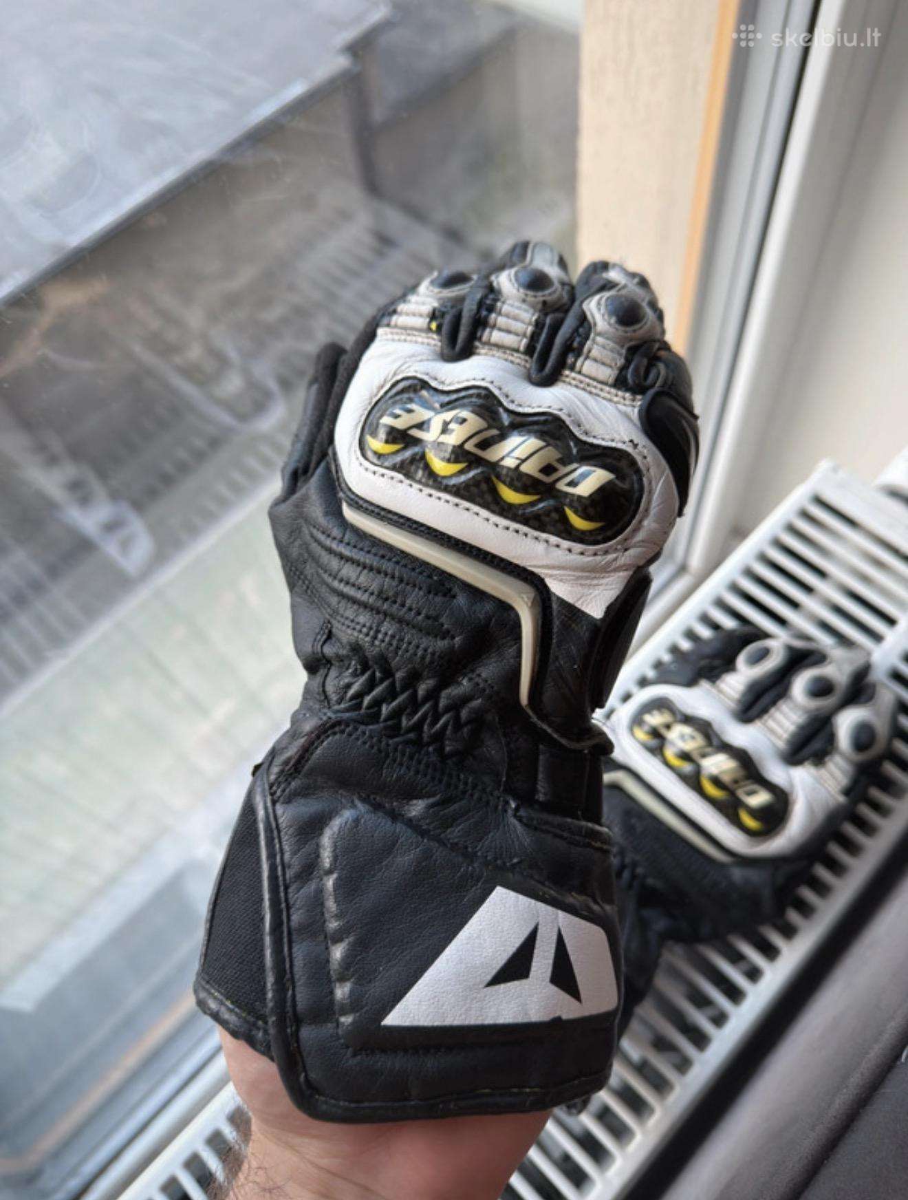 Dainese pirštinės