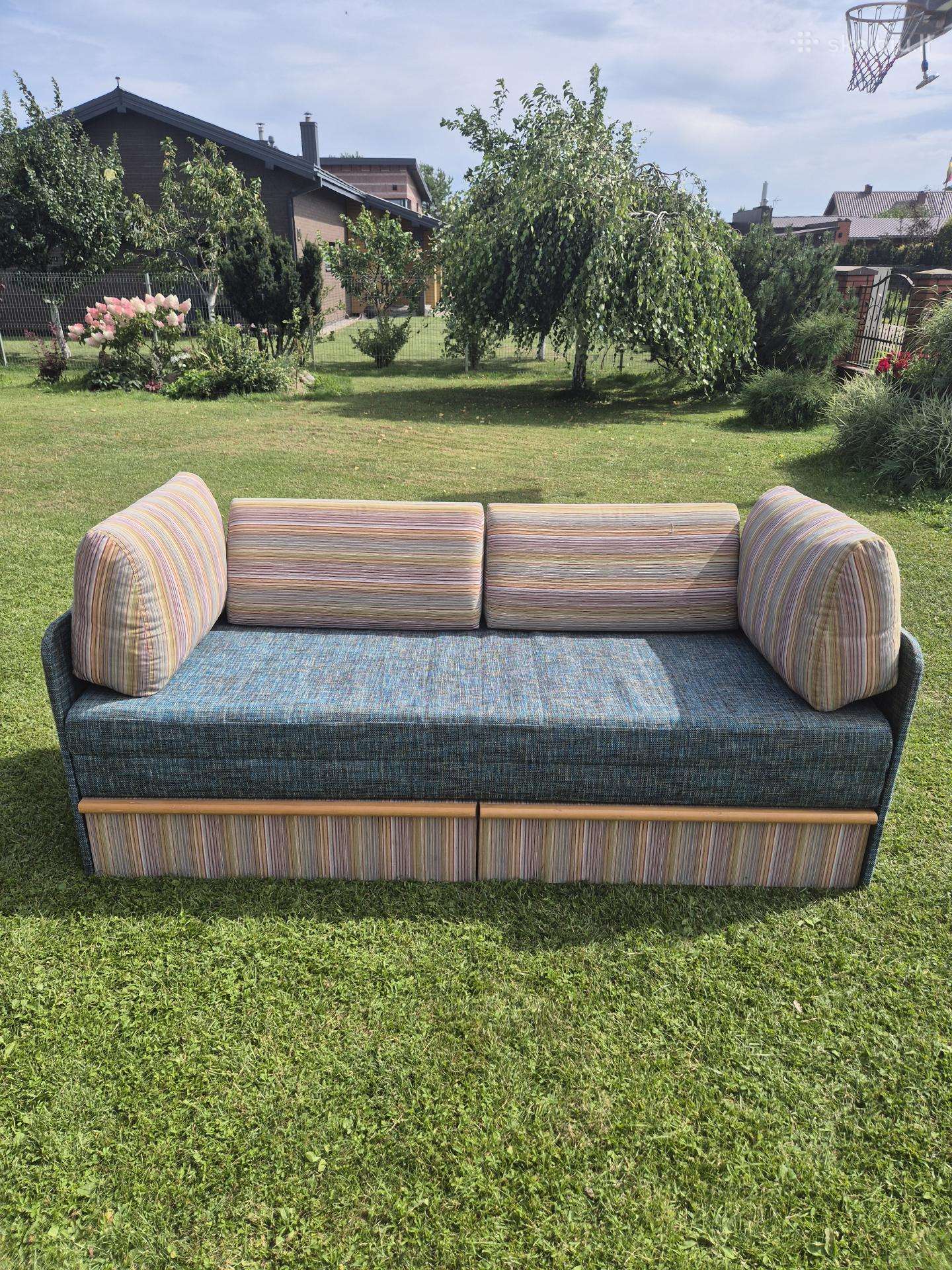 Viengulė tachta-lova 2,00*0,75 m.