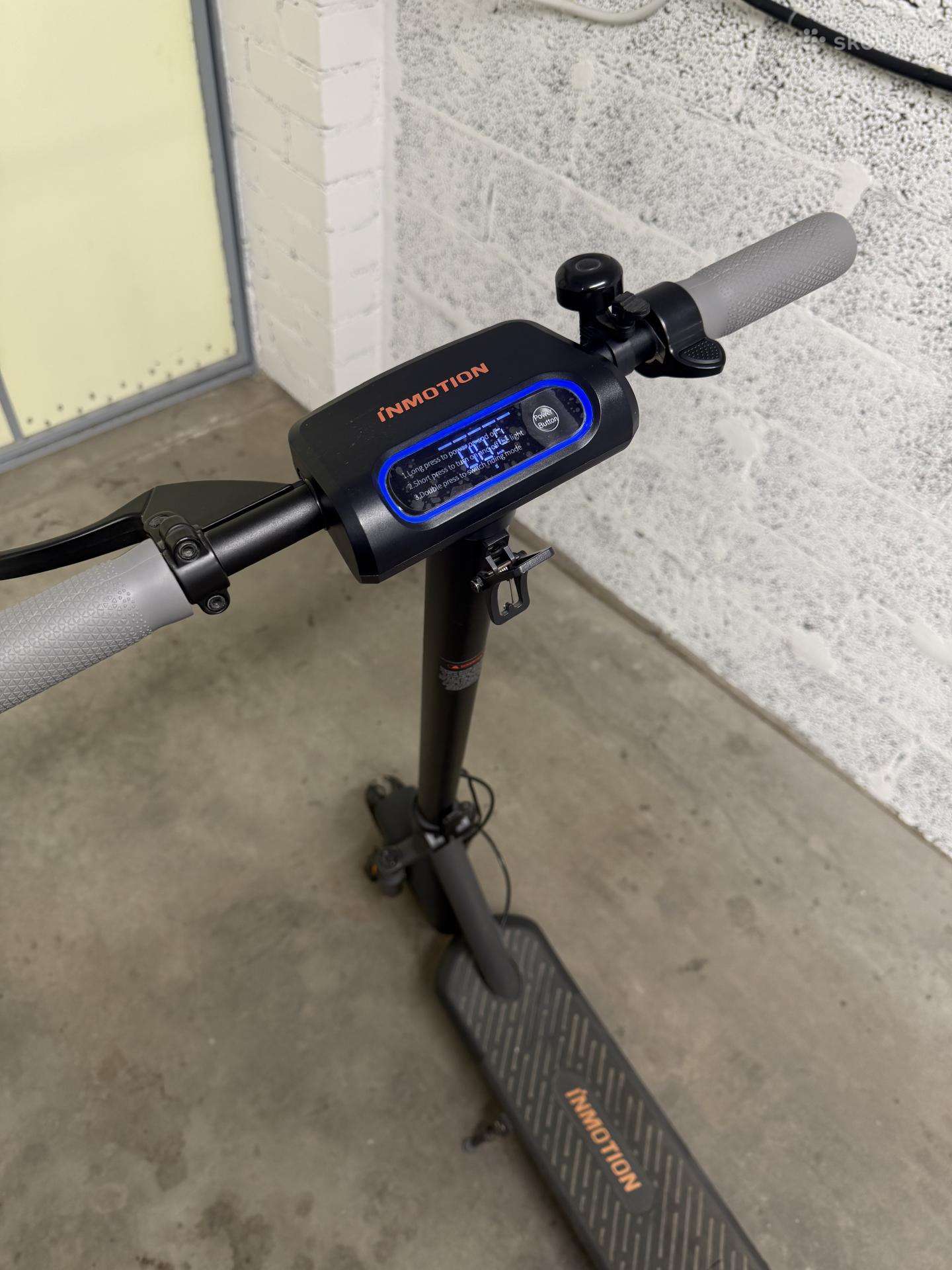 Electric scooter Inmotion
