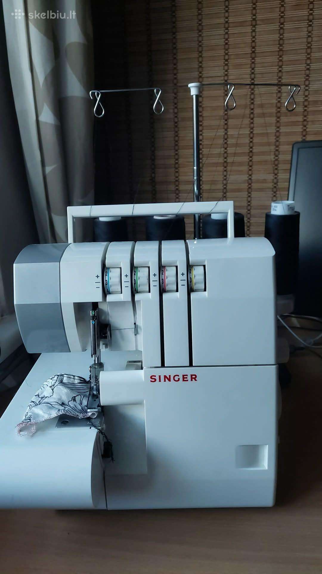 Overlokas Singer